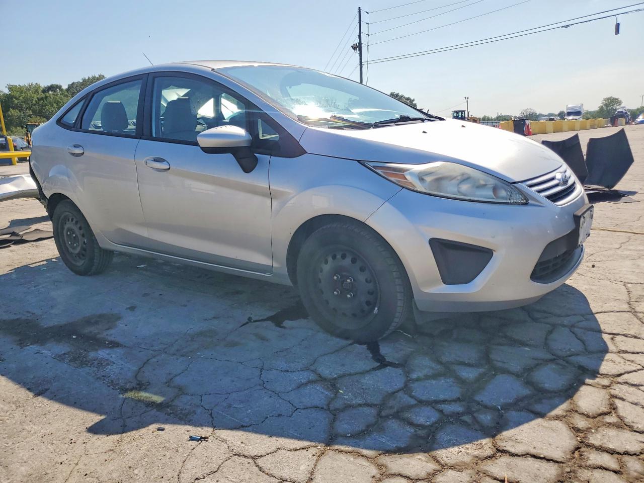 2013 Ford Fiesta S Silver vin: 3FADP4AJ2DM129619