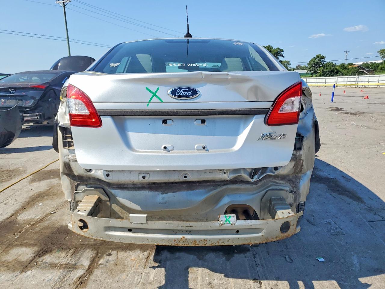 2013 Ford Fiesta S Silver vin: 3FADP4AJ2DM129619