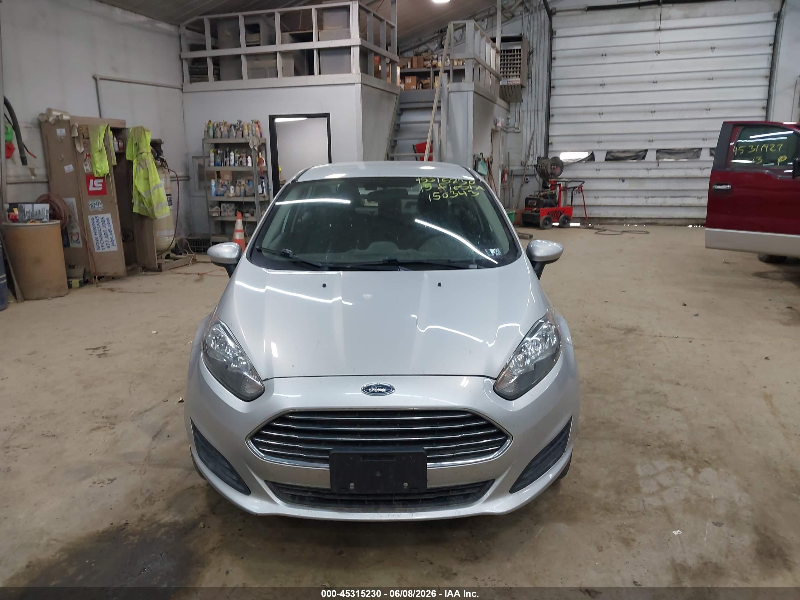 2015 Ford Fiesta S Silver vin: 3FADP4AJ2FM129073