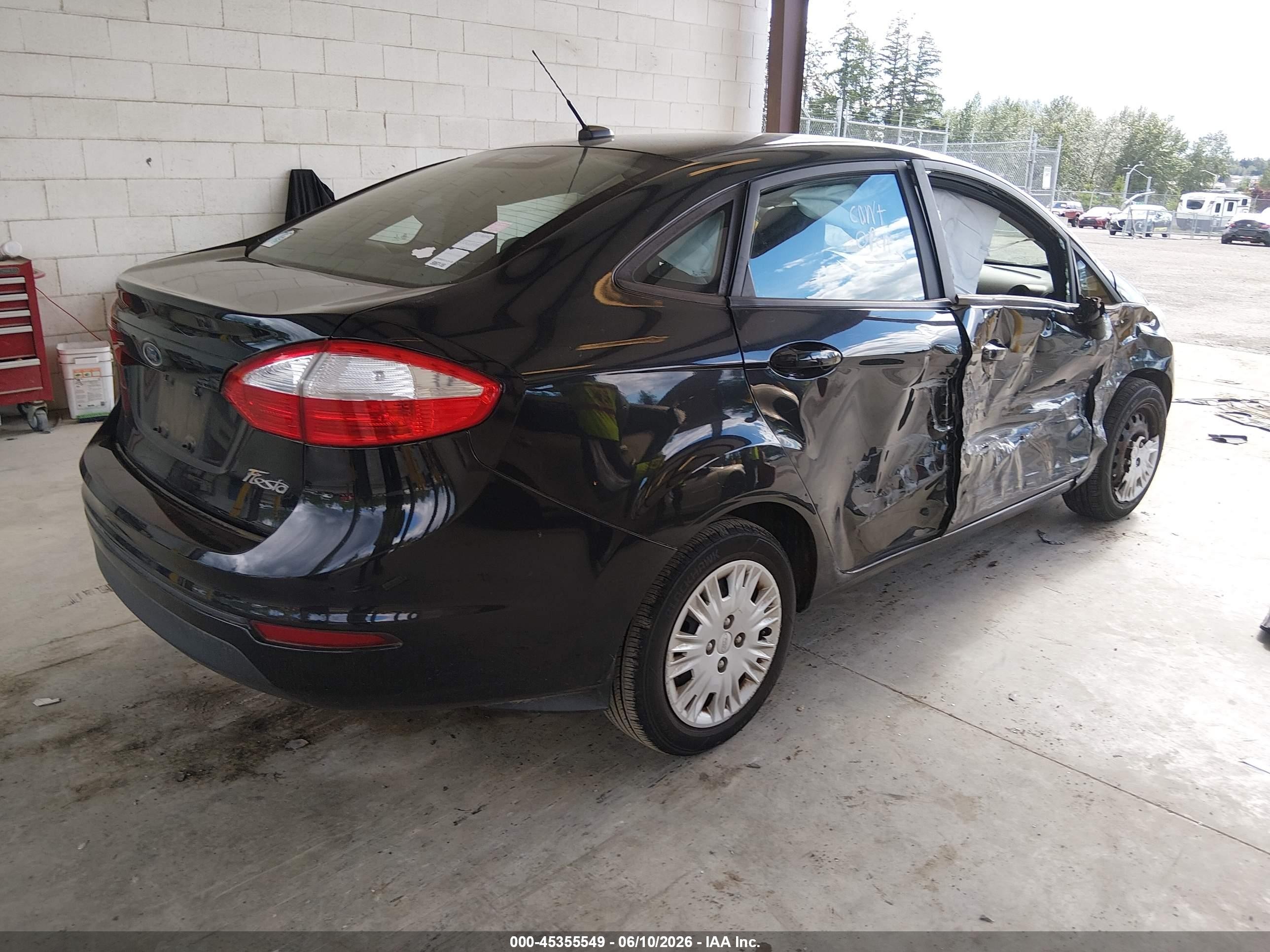 2015 Ford Fiesta S Black vin: 3FADP4AJ2FM191038