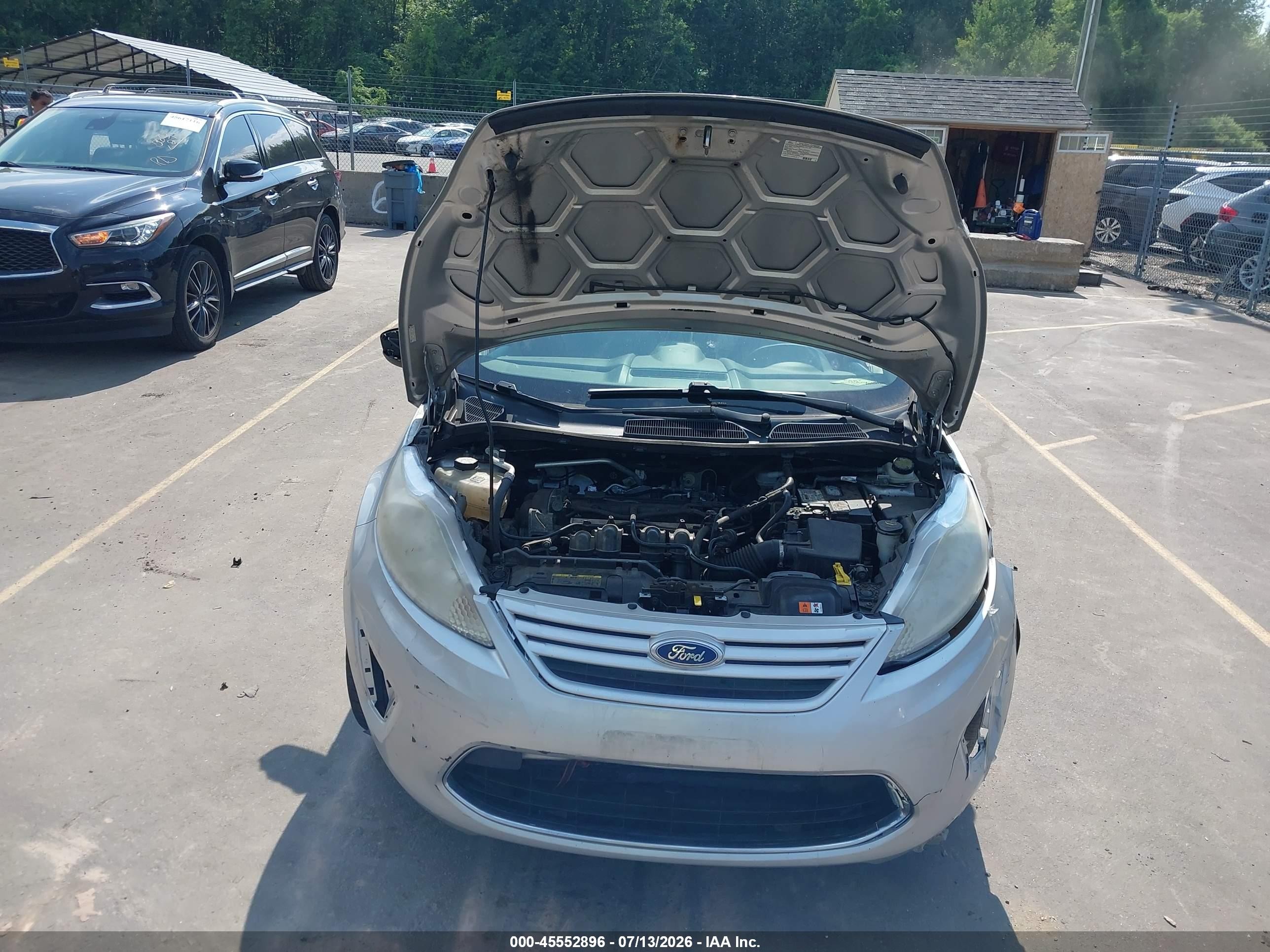 2011 Ford Fiesta S Silver vin: 3FADP4AJ2BM173696