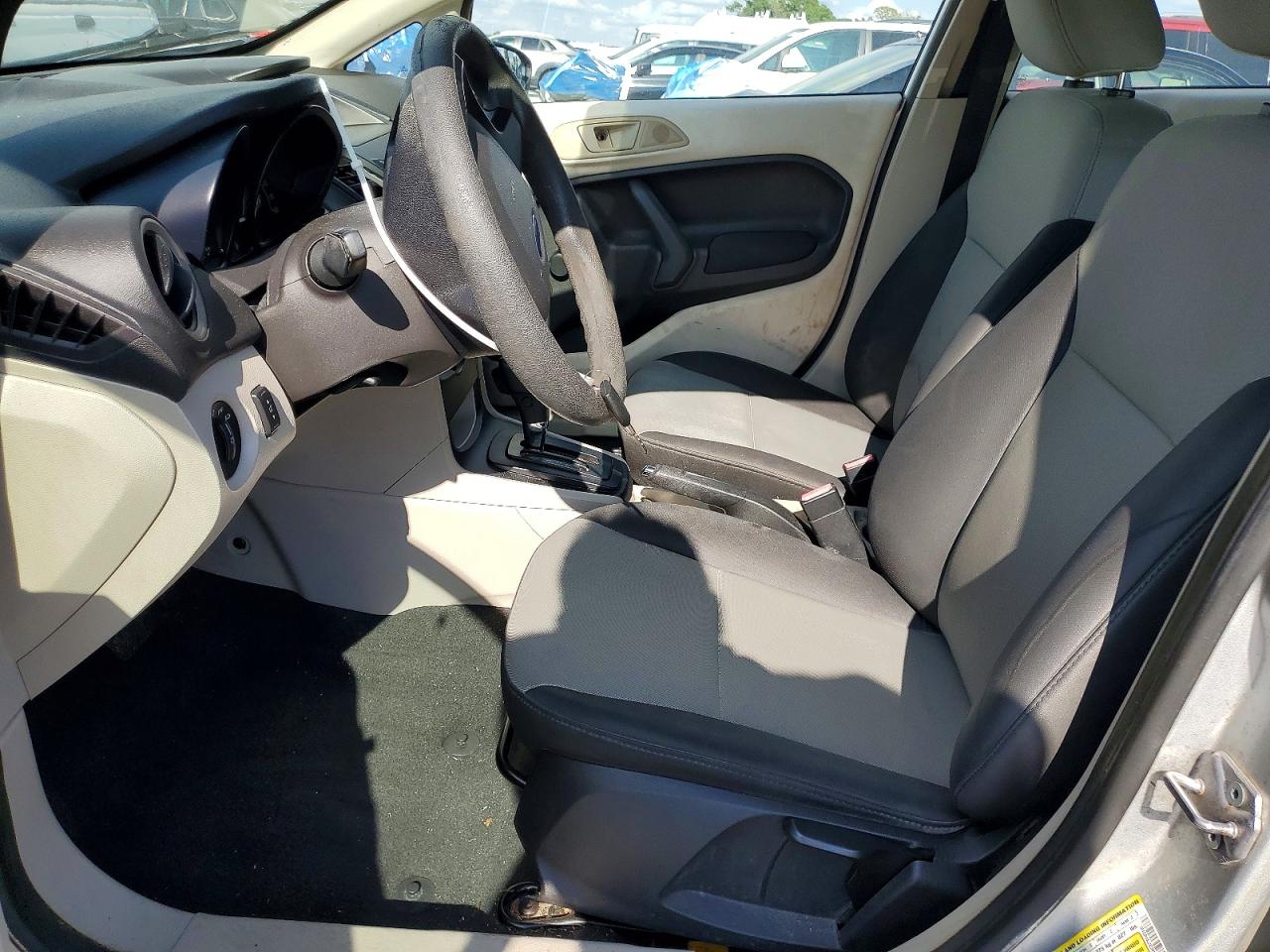 2012 Ford Fiesta Silver vin: 3FADP4AJ3CM153782