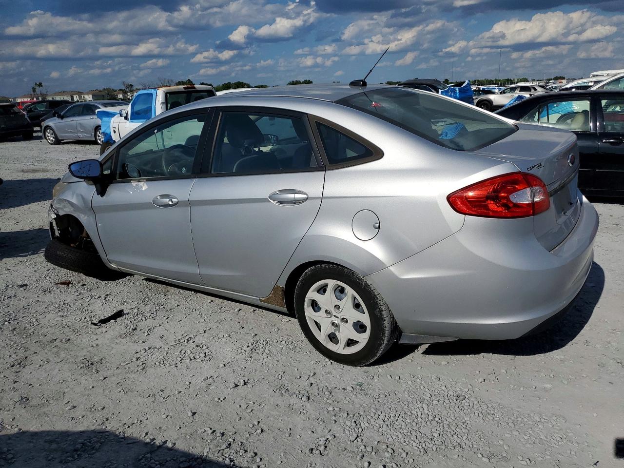 2012 Ford Fiesta Silver vin: 3FADP4AJ3CM153782
