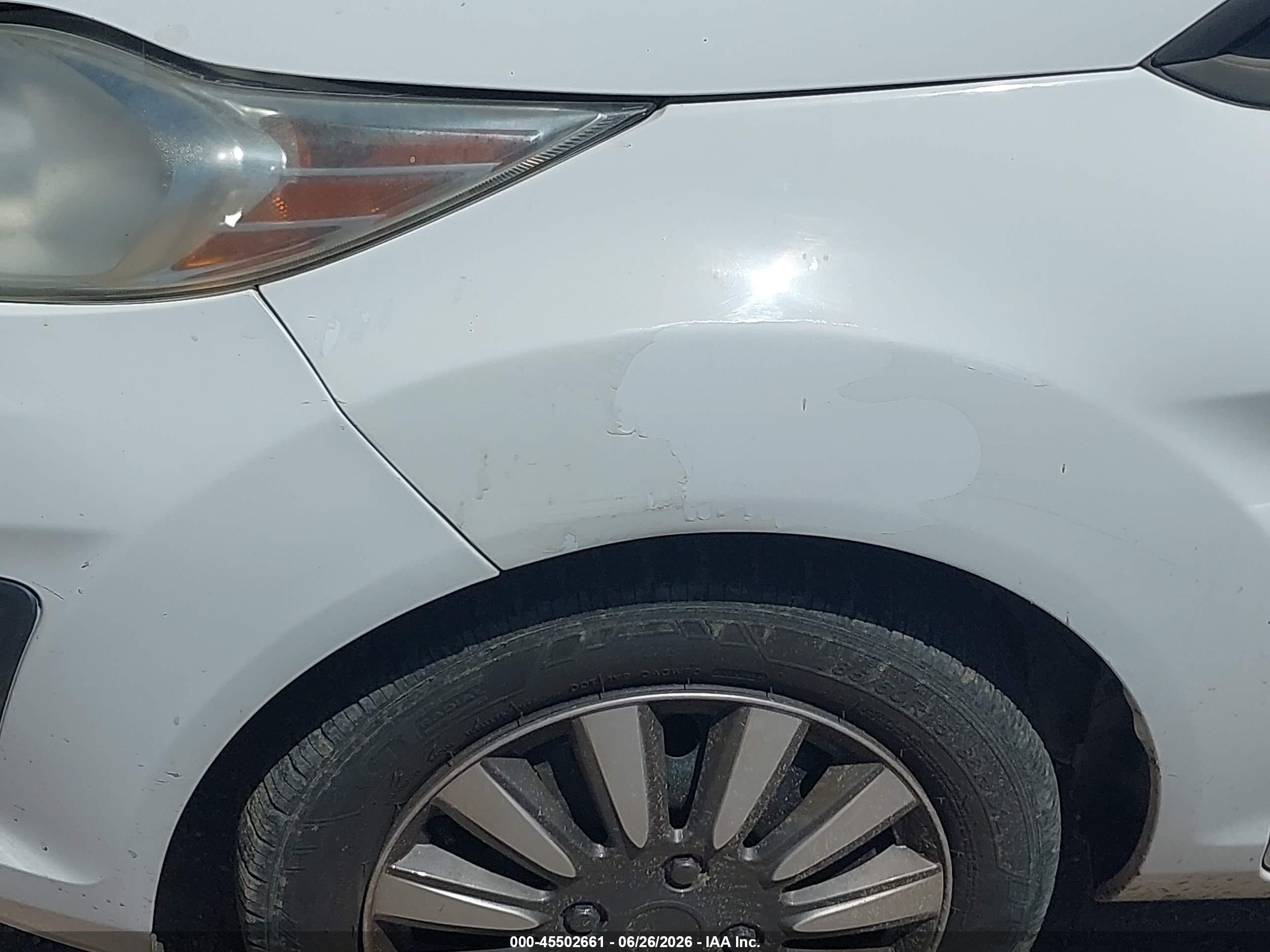 2013 Ford Fiesta S White vin: 3FADP4AJ3DM144405