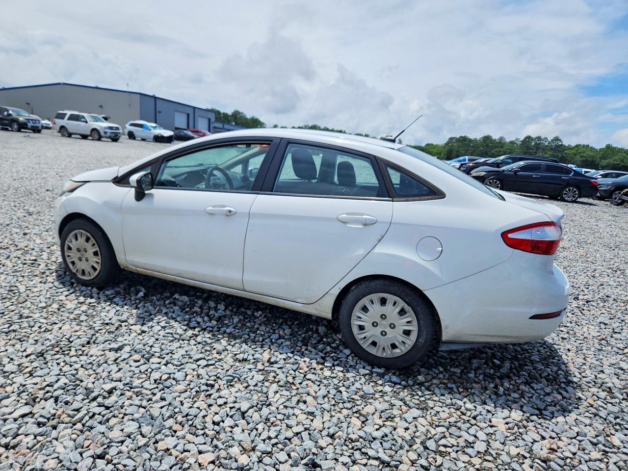 2014 Ford Fiesta S White vin: 3FADP4AJ3EM220819