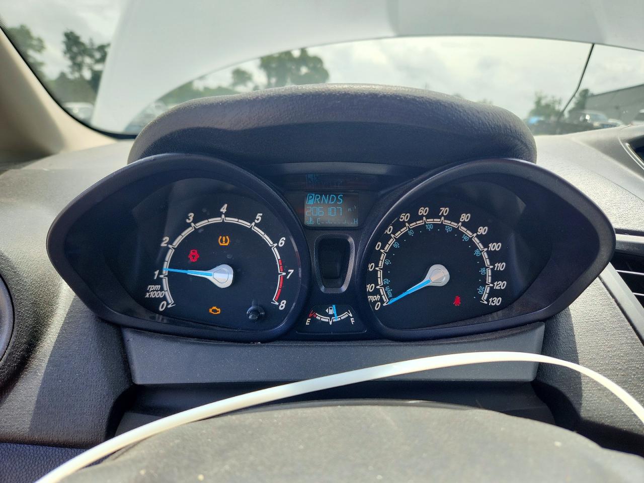 2014 Ford Fiesta S White vin: 3FADP4AJ3EM220819