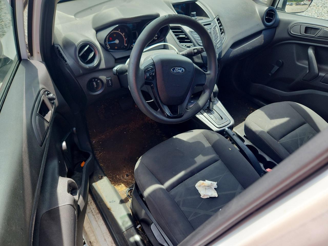 2014 Ford Fiesta S White vin: 3FADP4AJ3EM220819