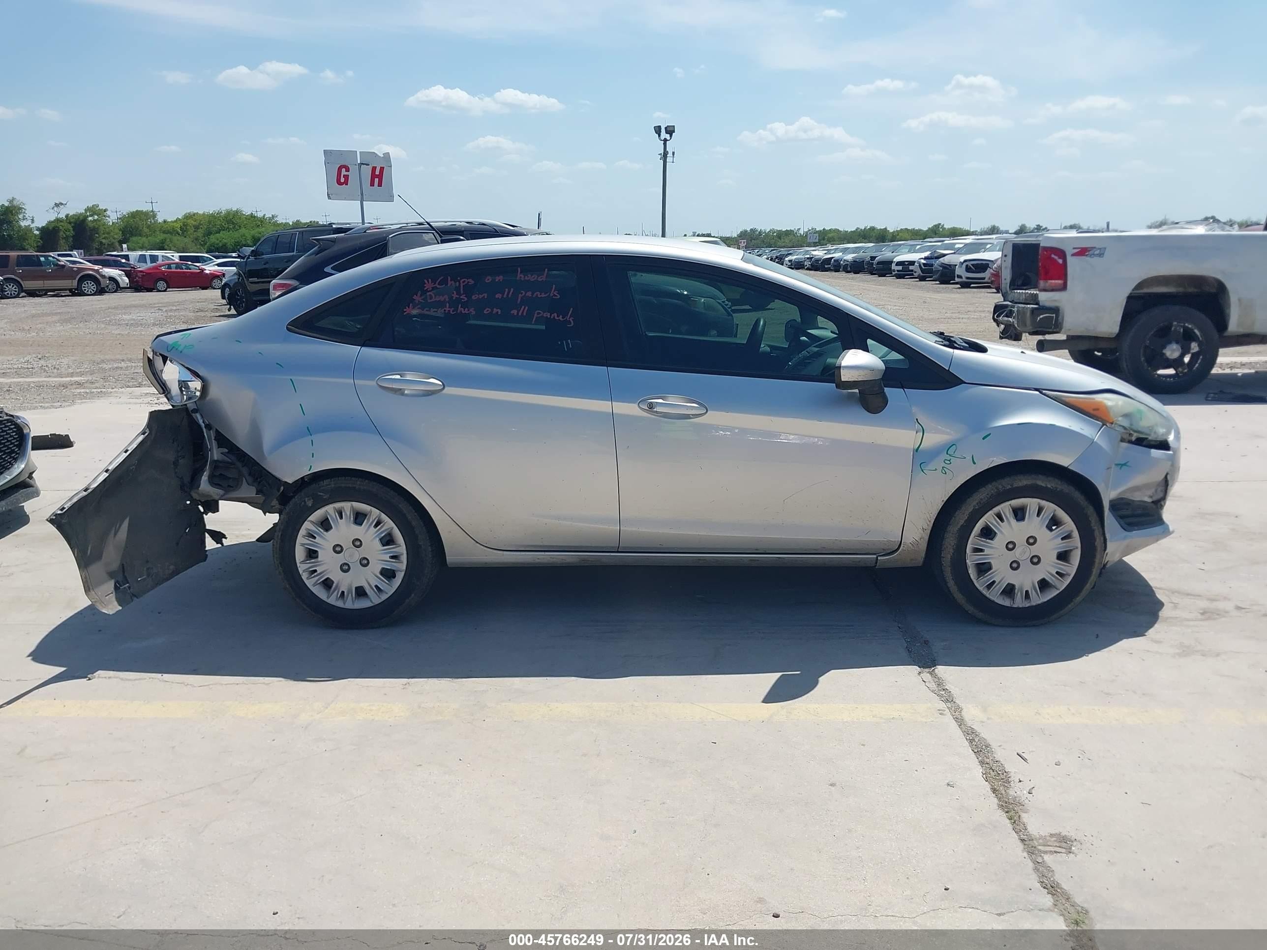 2015 Ford Fiesta S Silver vin: 3FADP4AJ3FM203200