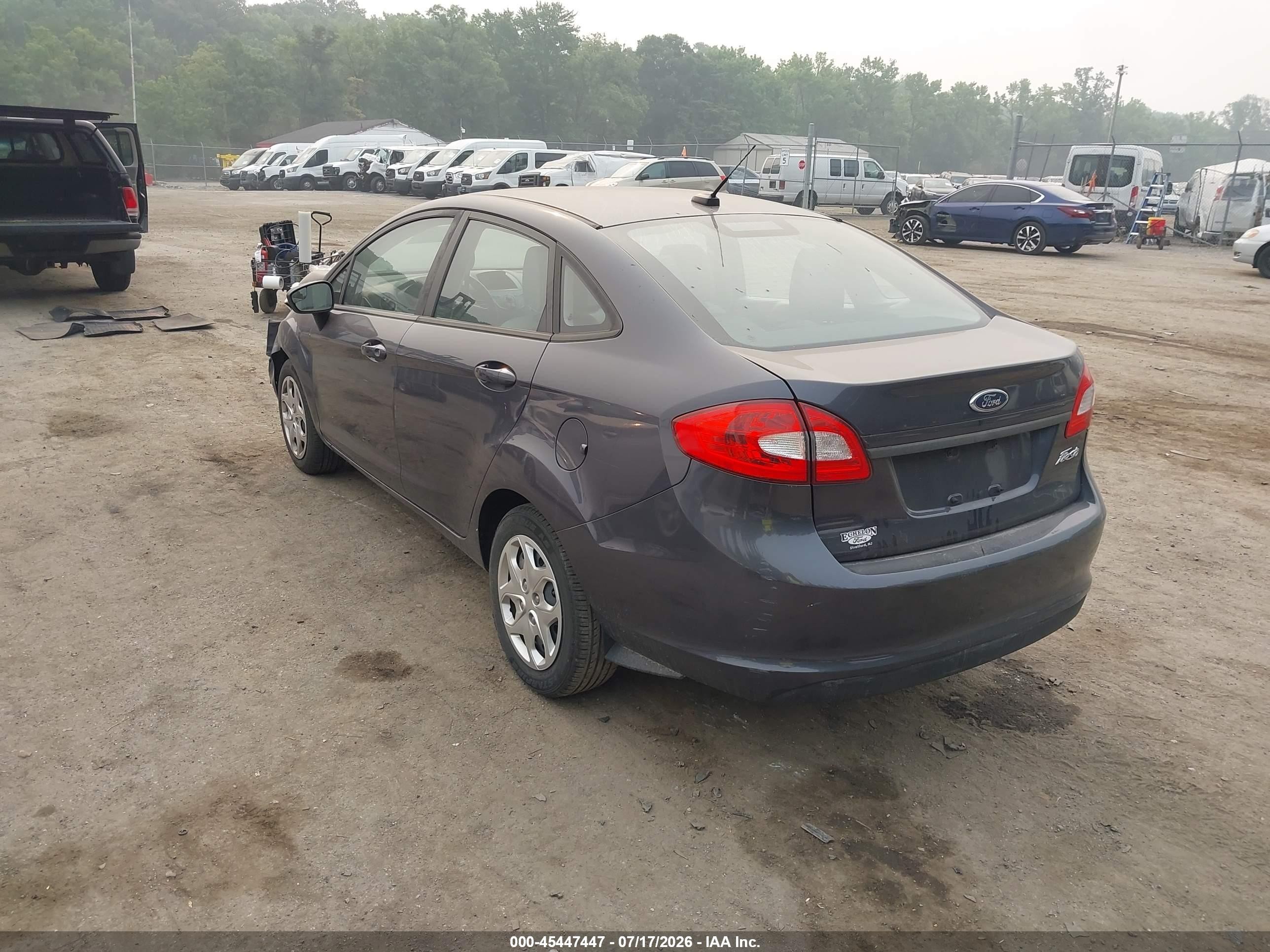 2013 Ford Fiesta S Gray vin: 3FADP4AJ4DM183133