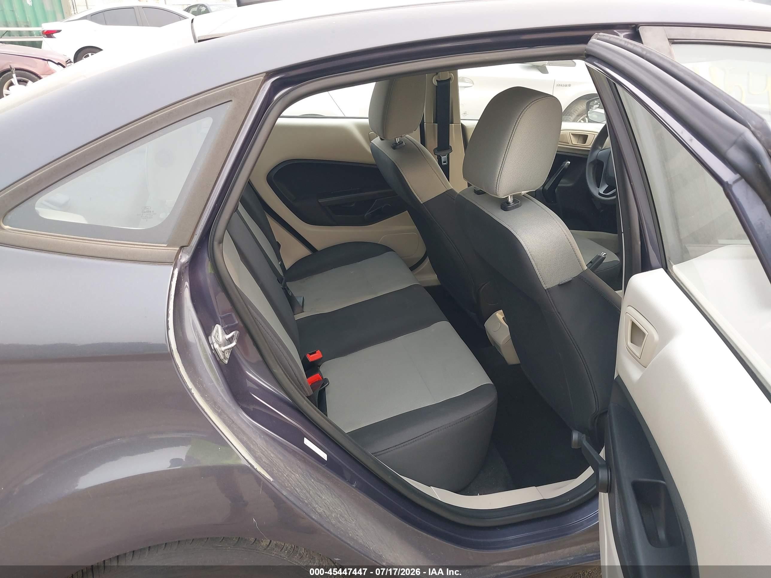 2013 Ford Fiesta S Gray vin: 3FADP4AJ4DM183133