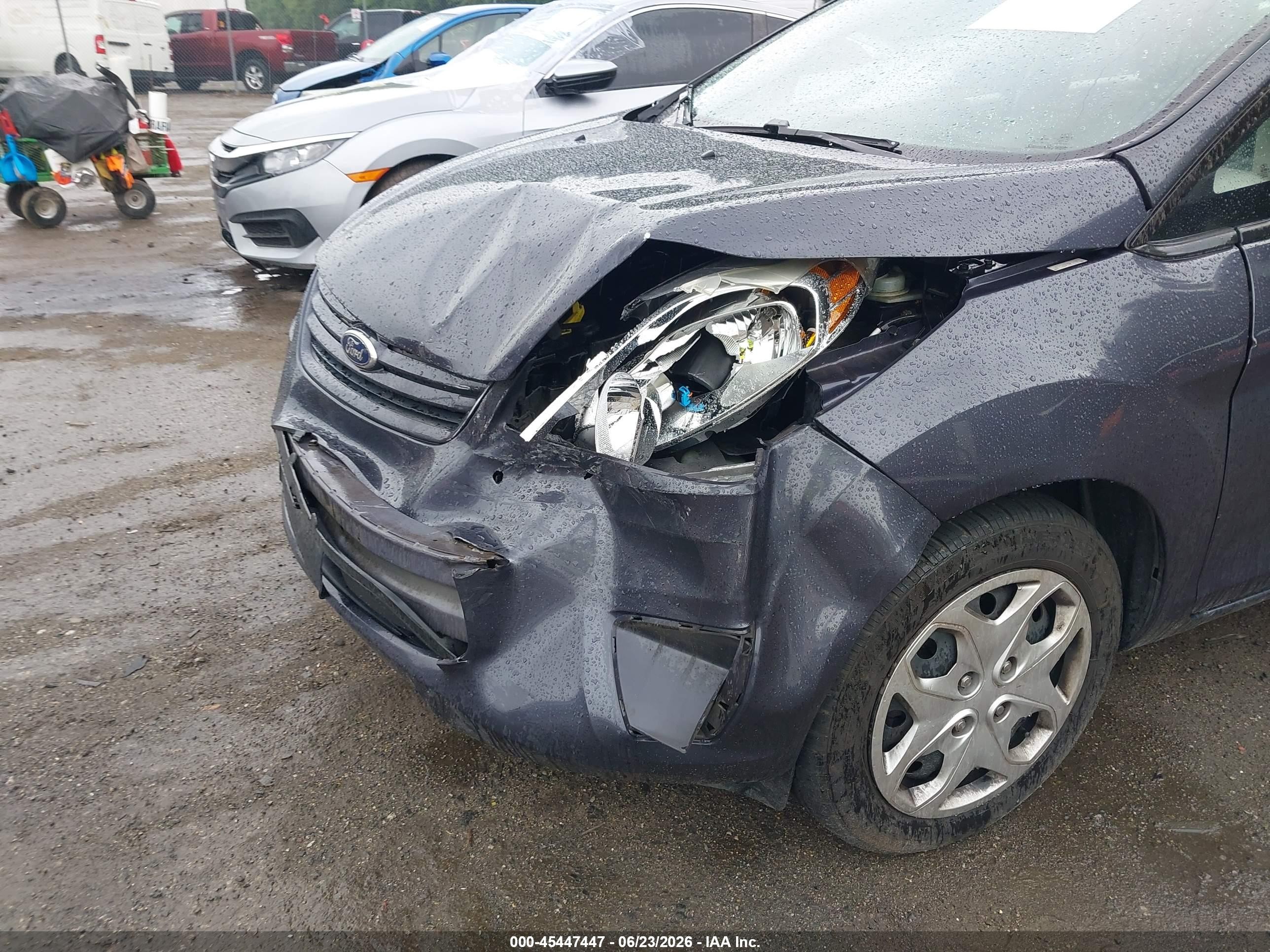 2013 Ford Fiesta S Gray vin: 3FADP4AJ4DM183133