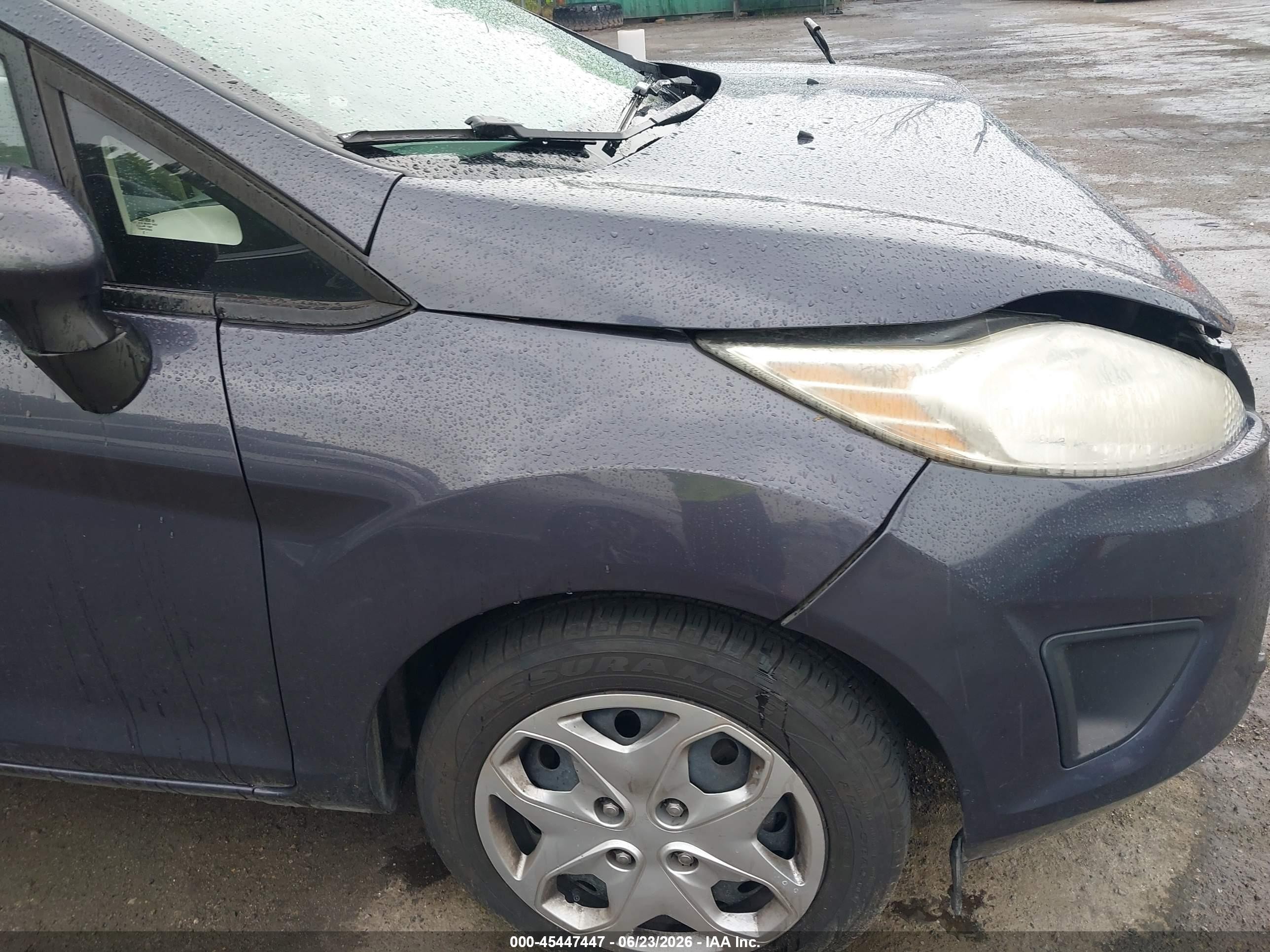 2013 Ford Fiesta S Gray vin: 3FADP4AJ4DM183133