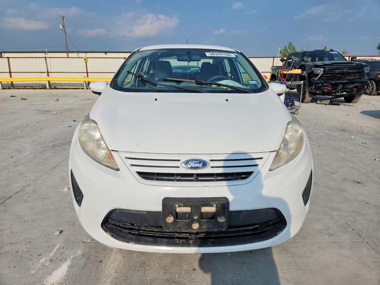 2013 Ford Fiesta S White vin: 3FADP4AJ4DM219841
