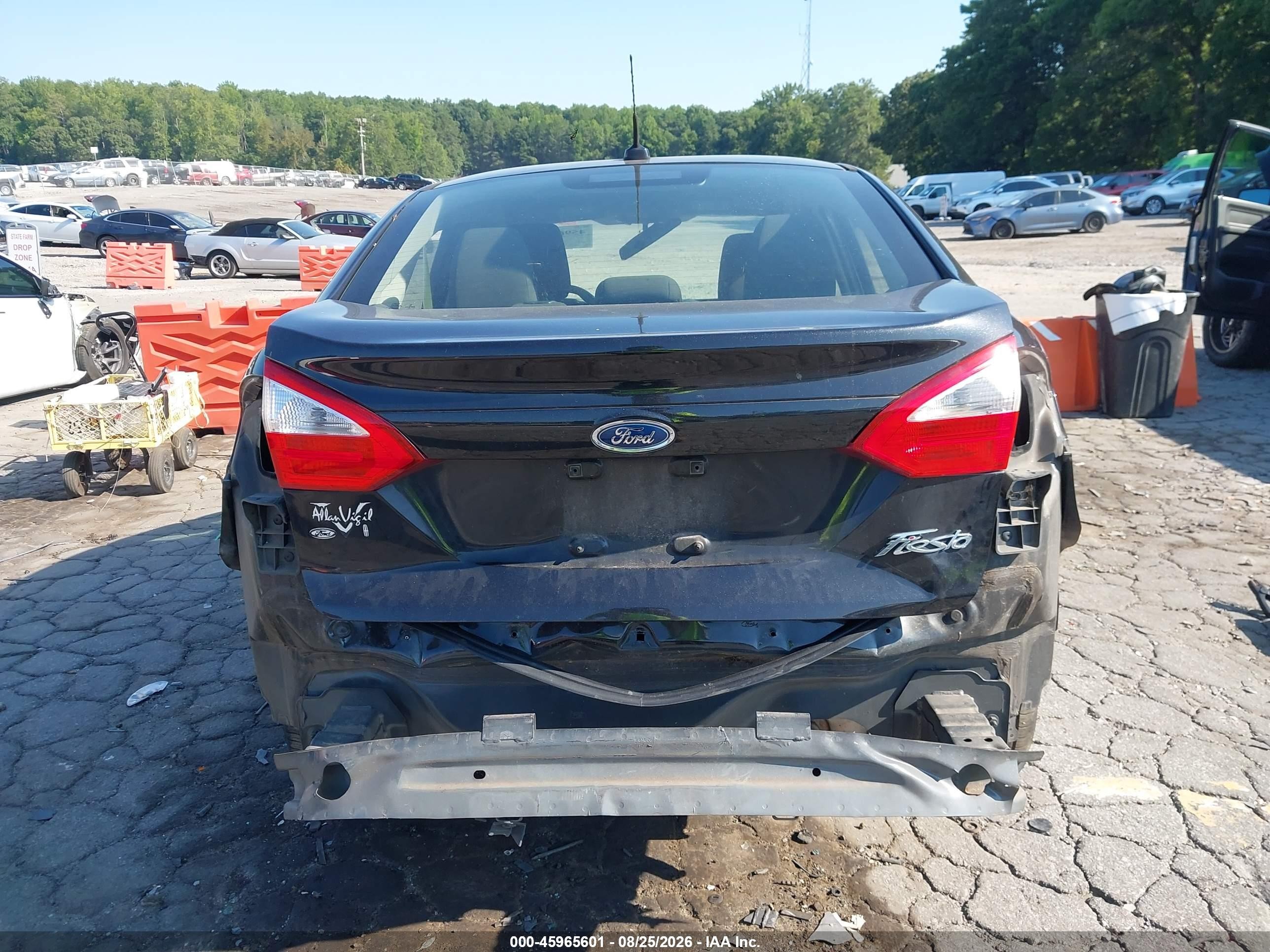 2015 Ford Fiesta S Black vin: 3FADP4AJ4FM144383