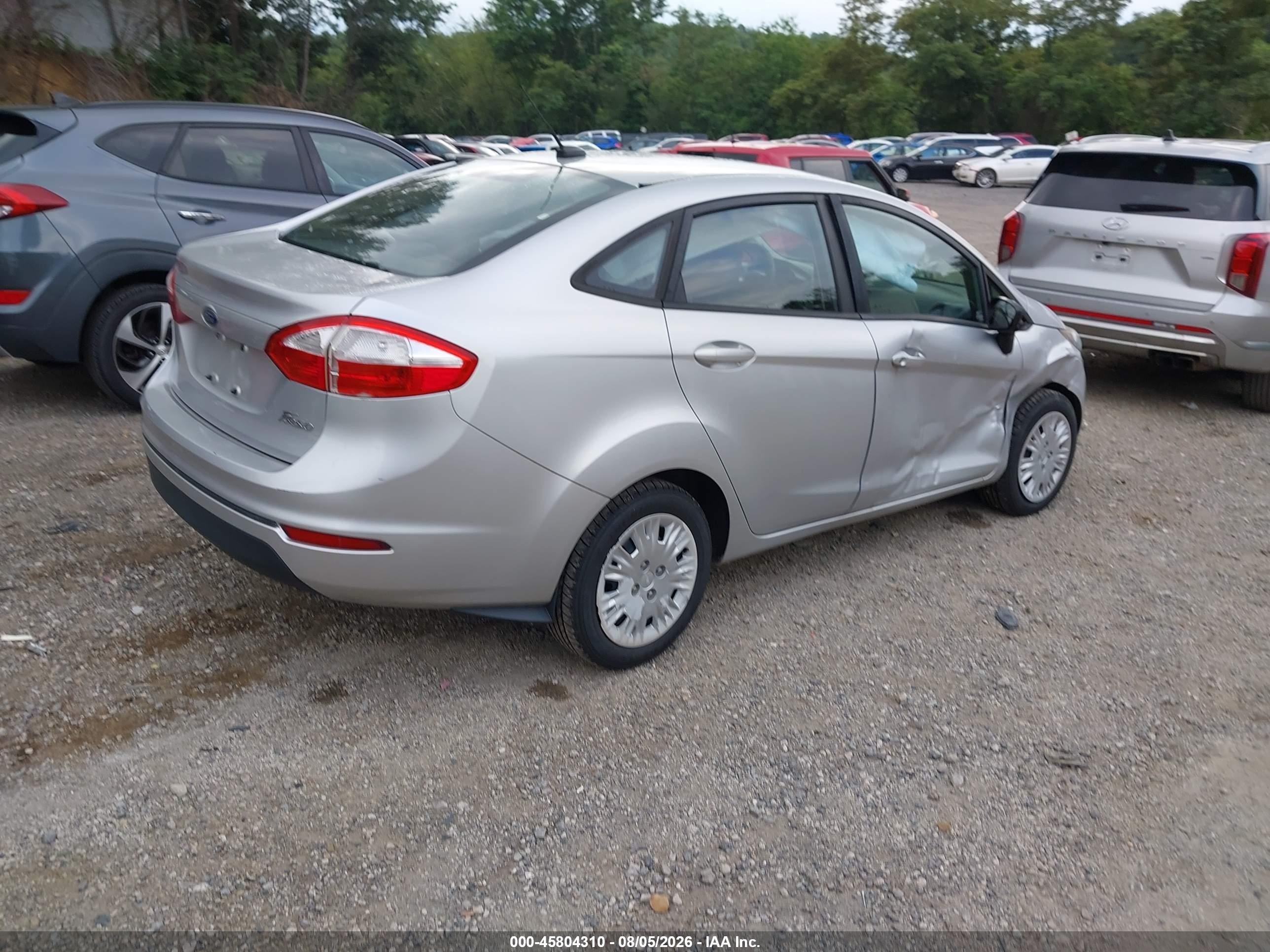 2014 Ford Fiesta S Silver vin: 3FADP4AJ5EM144780