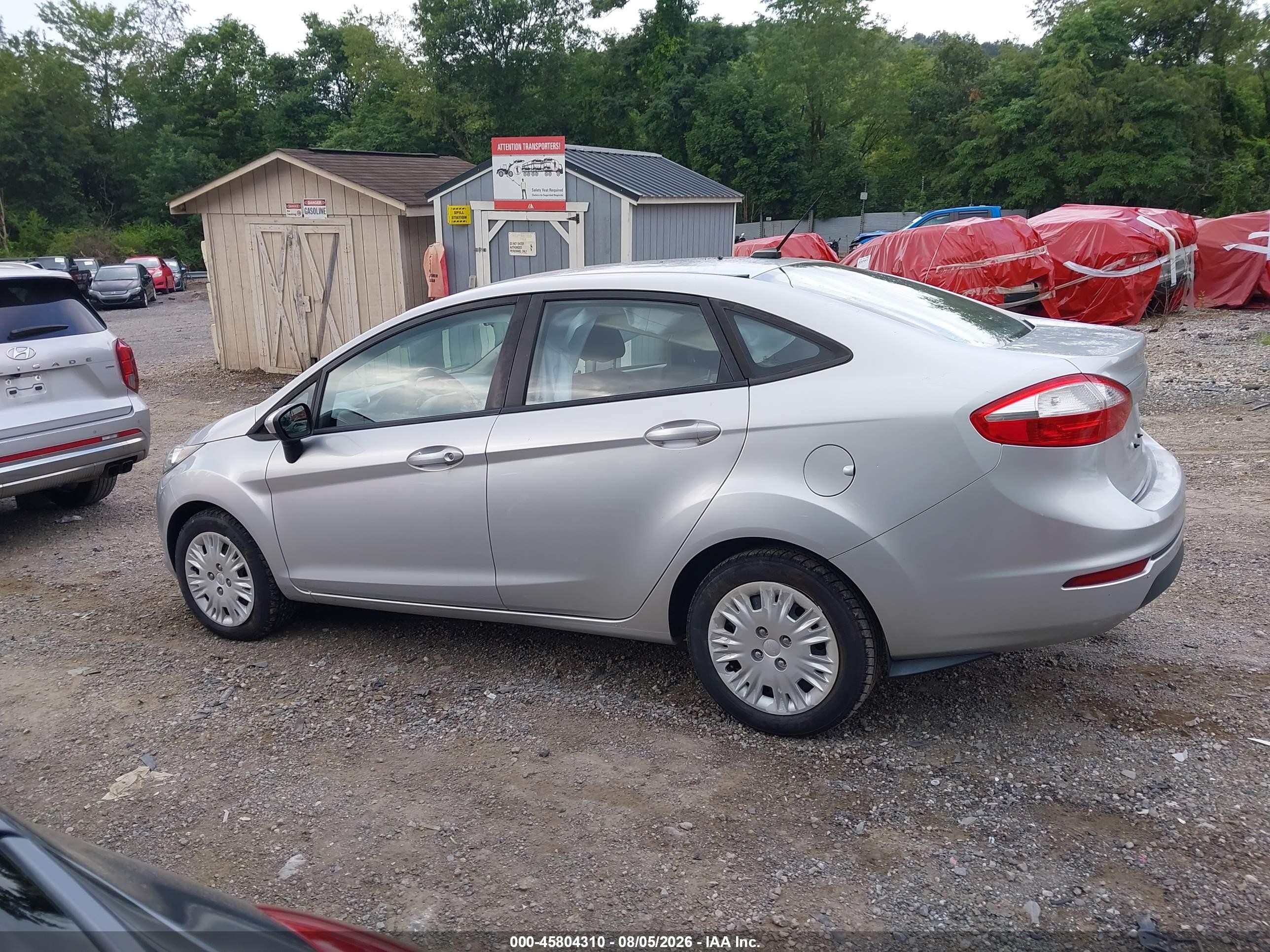 2014 Ford Fiesta S Silver vin: 3FADP4AJ5EM144780