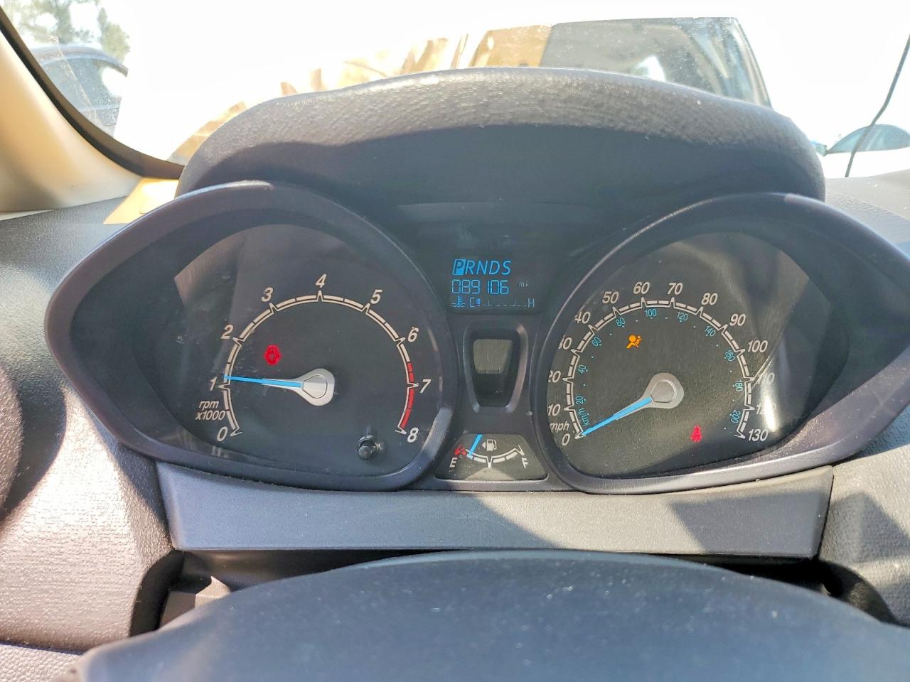 2015 Ford Fiesta S White vin: 3FADP4AJ5FM204008