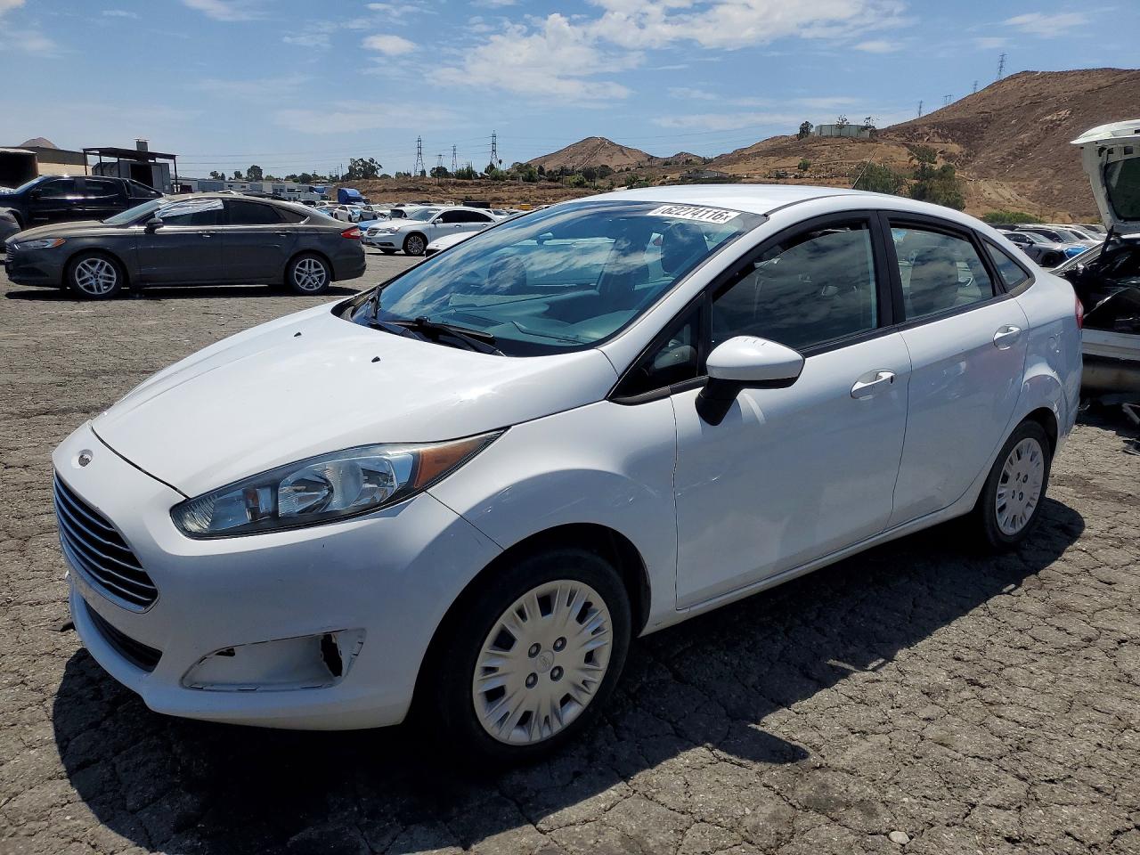 2016 Ford Fiesta S White vin: 3FADP4AJ5GM120028