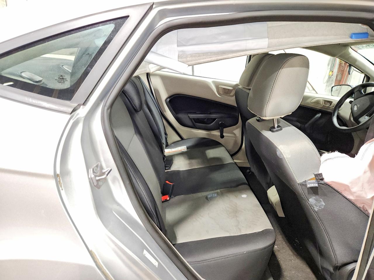 2012 Ford Fiesta S Silver vin: 3FADP4AJ6CM126530
