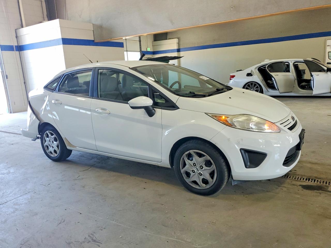 2013 Ford Fiesta S White vin: 3FADP4AJ6DM191637