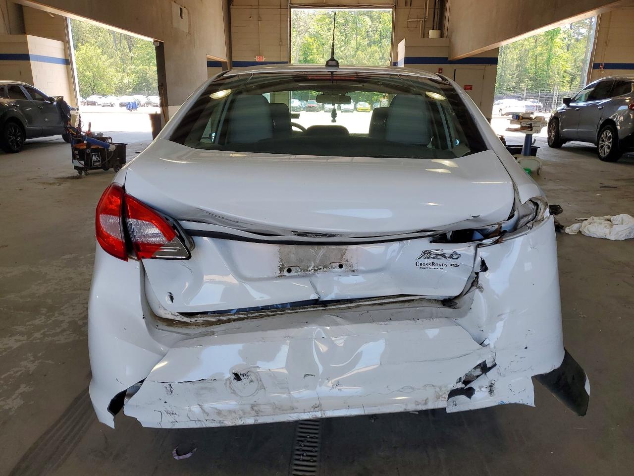 2013 Ford Fiesta S White vin: 3FADP4AJ6DM191637