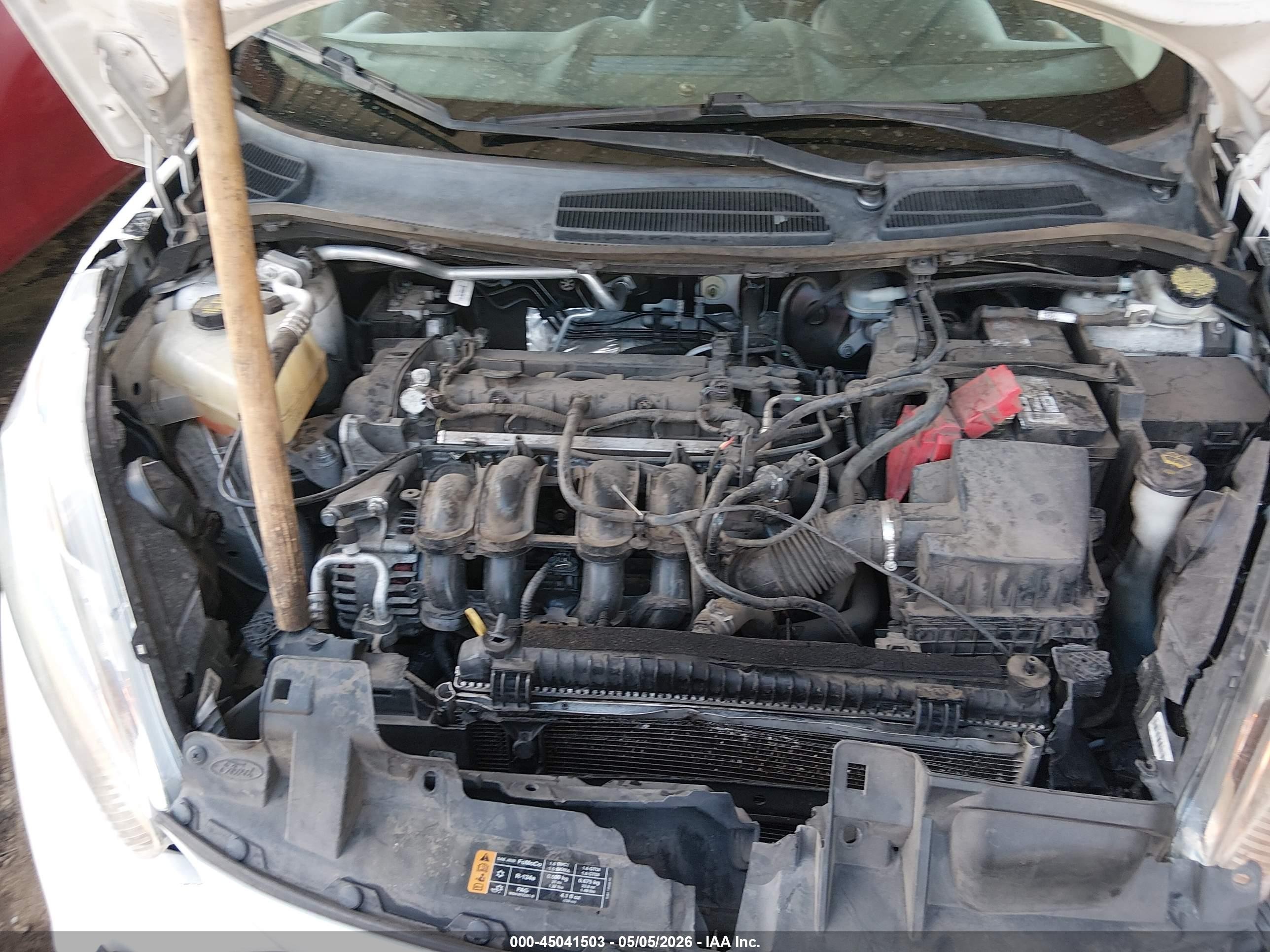 2015 Ford Fiesta S Белый vin: 3FADP4AJ6FM101129