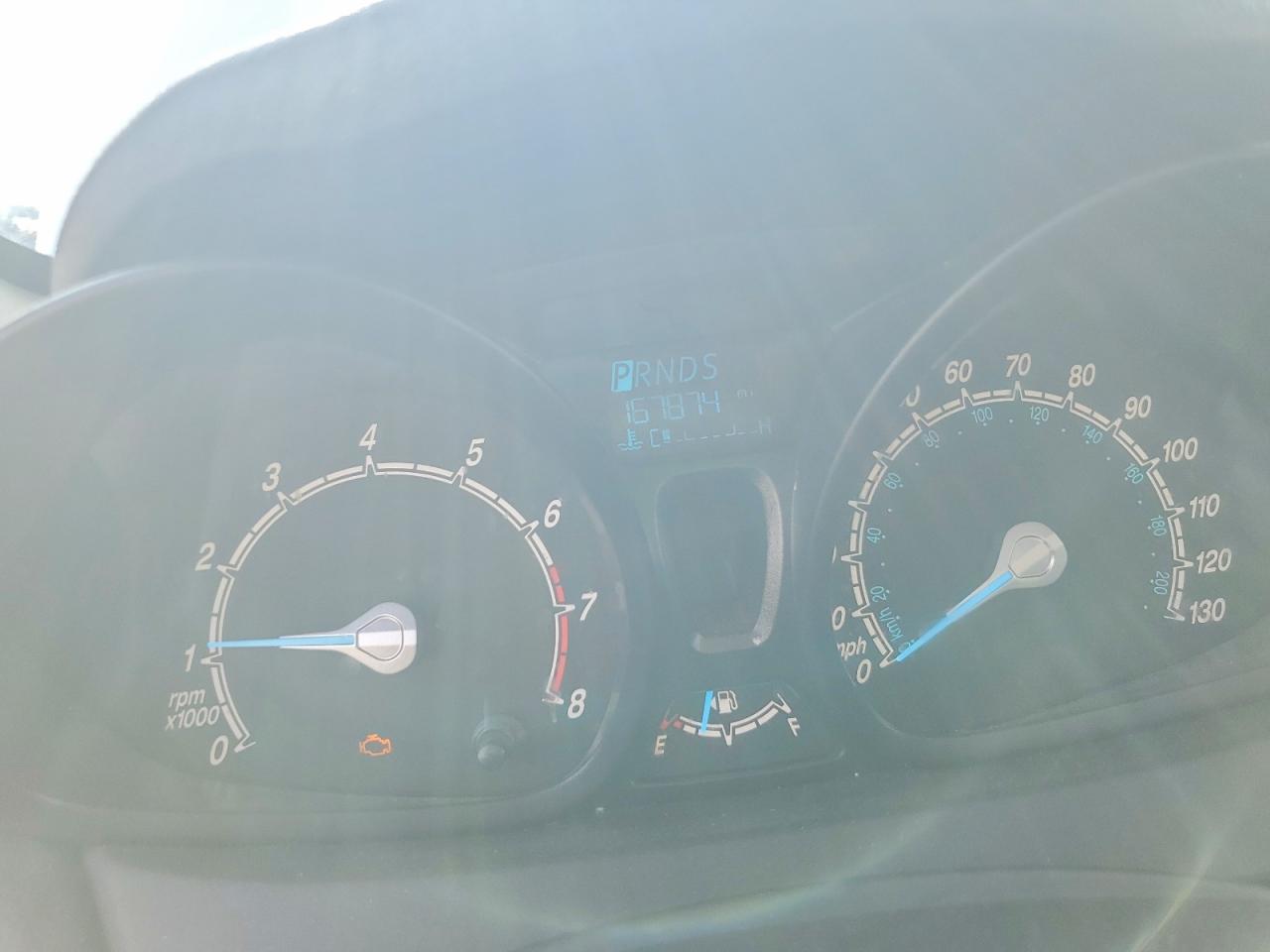 2015 Ford Fiesta S Серебряный vin: 3FADP4AJ6FM218810