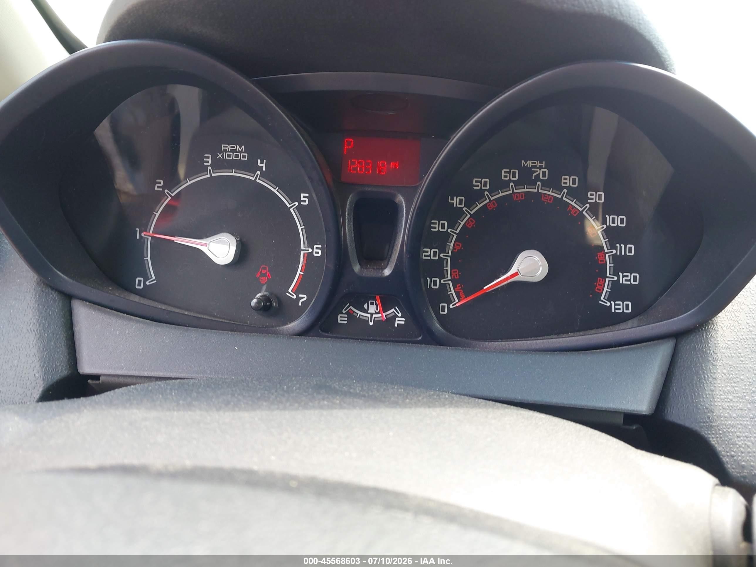 2011 Ford Fiesta S Серый vin: 3FADP4AJ7BM156375