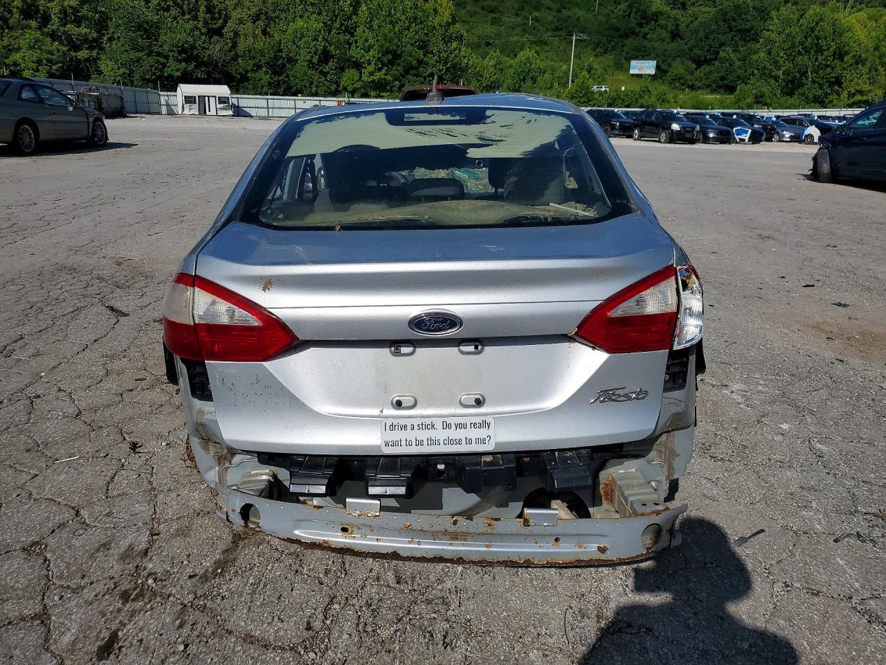 2014 Ford Fiesta S Silver vin: 3FADP4AJ7EM106371