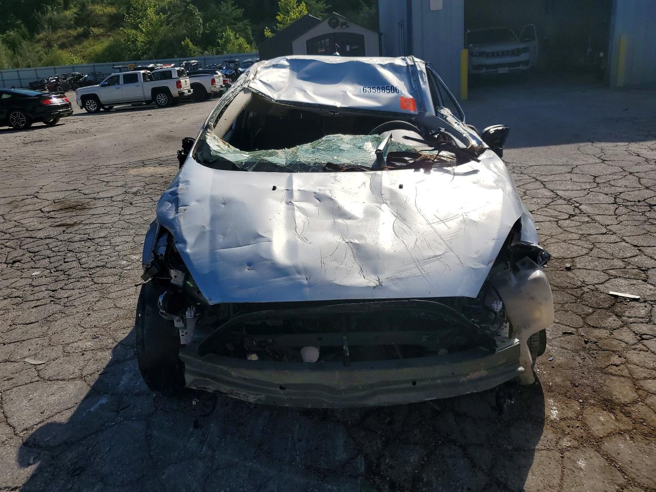 2014 Ford Fiesta S Silver vin: 3FADP4AJ7EM106371