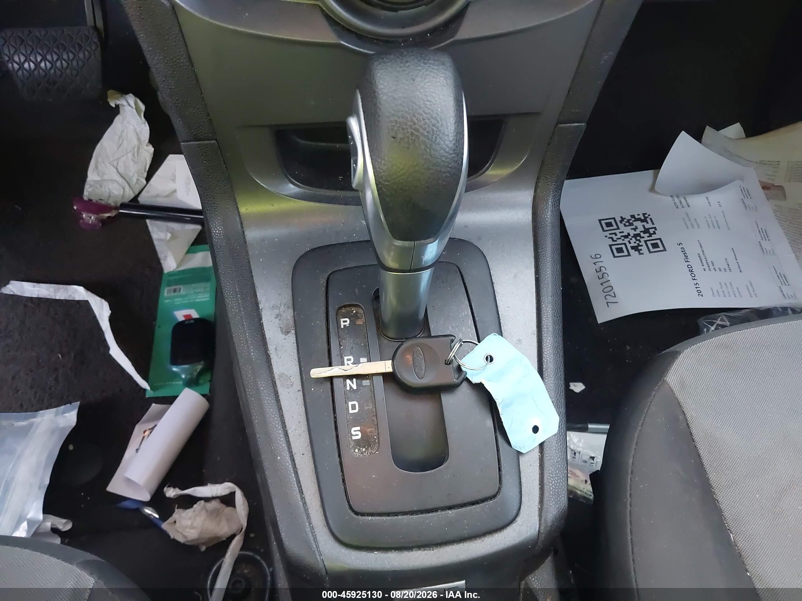 2015 Ford Fiesta S Белый vin: 3FADP4AJ7FM198471