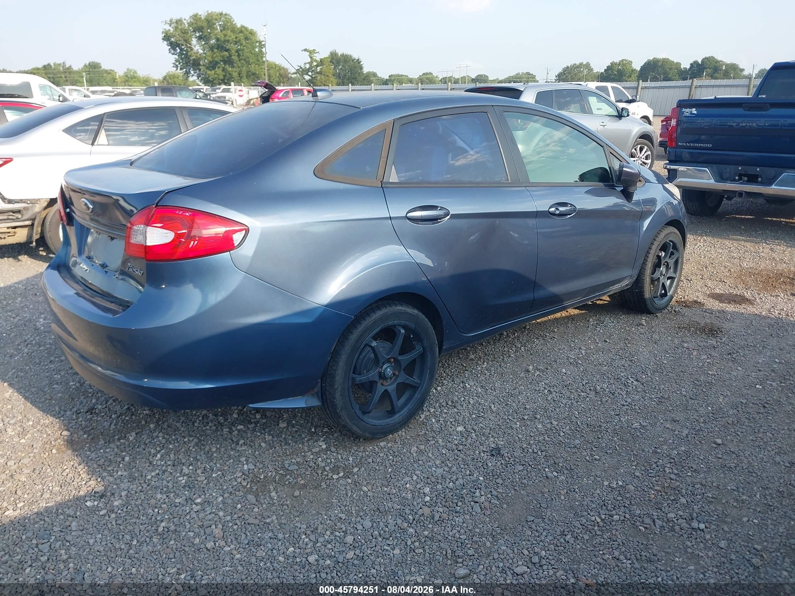 2013 Ford Fiesta S Blue vin: 3FADP4AJ8DM107219