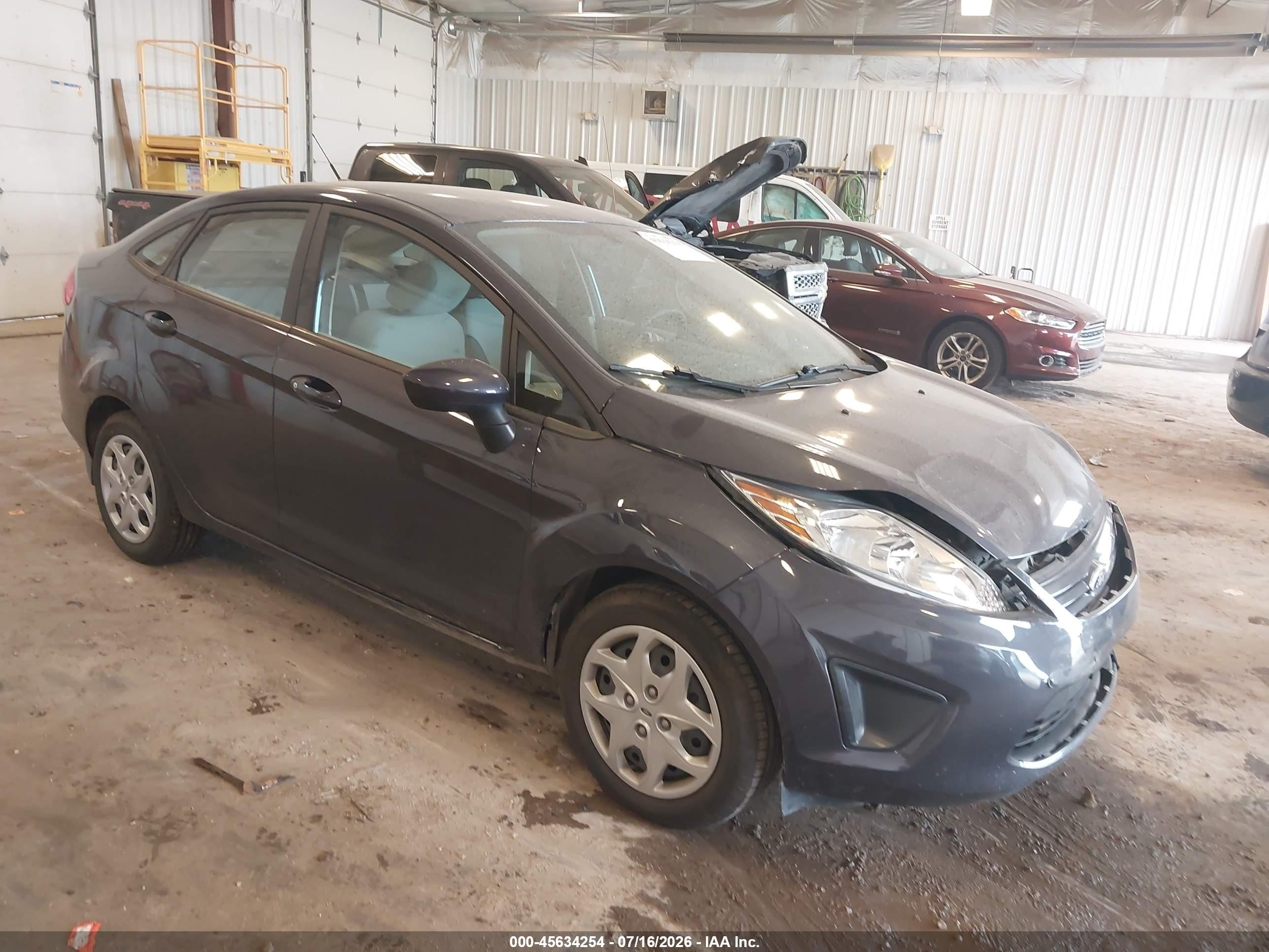 2013 Ford Fiesta S Purple vin: 3FADP4AJ8DM172037