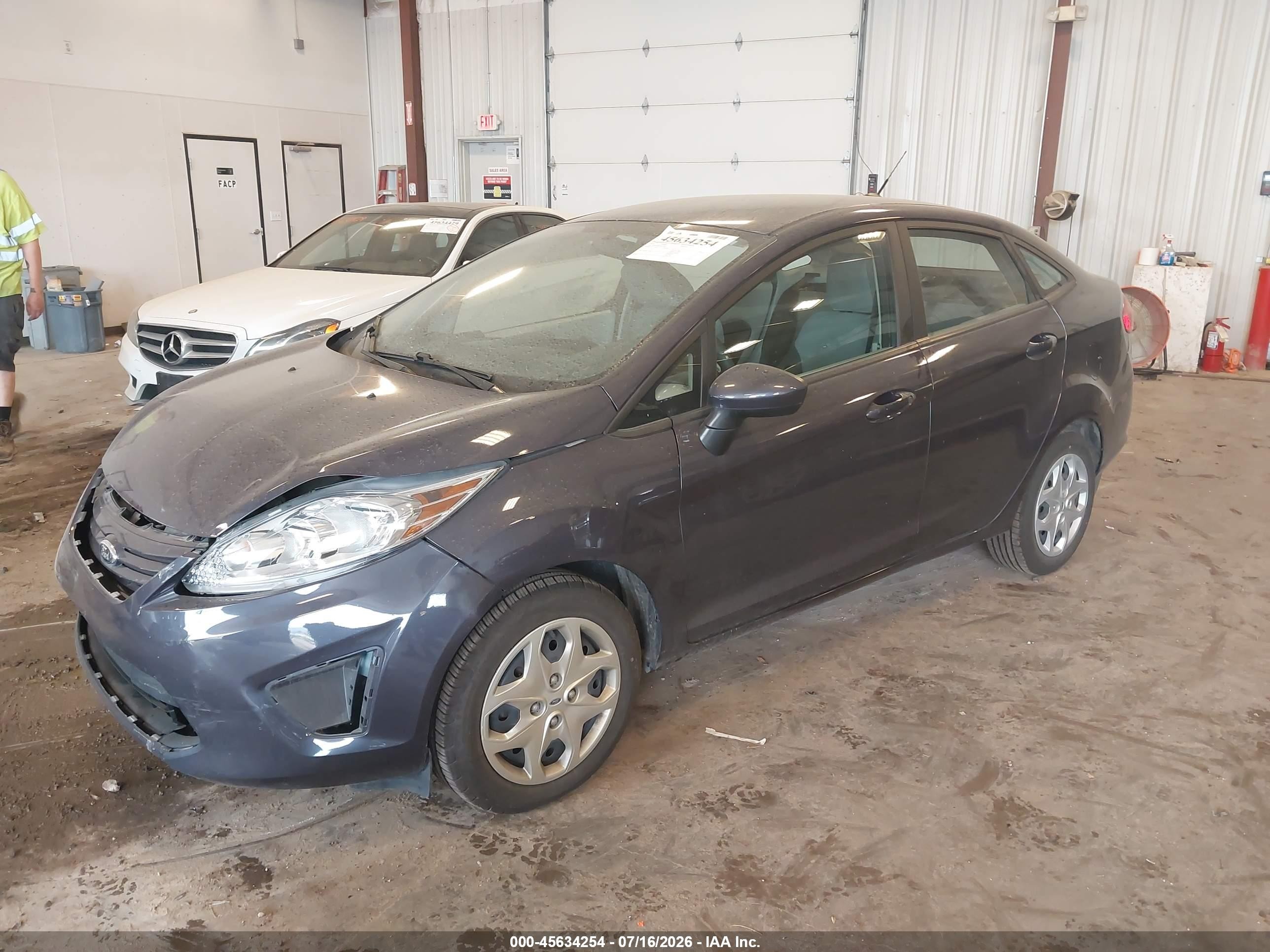 2013 Ford Fiesta S Purple vin: 3FADP4AJ8DM172037