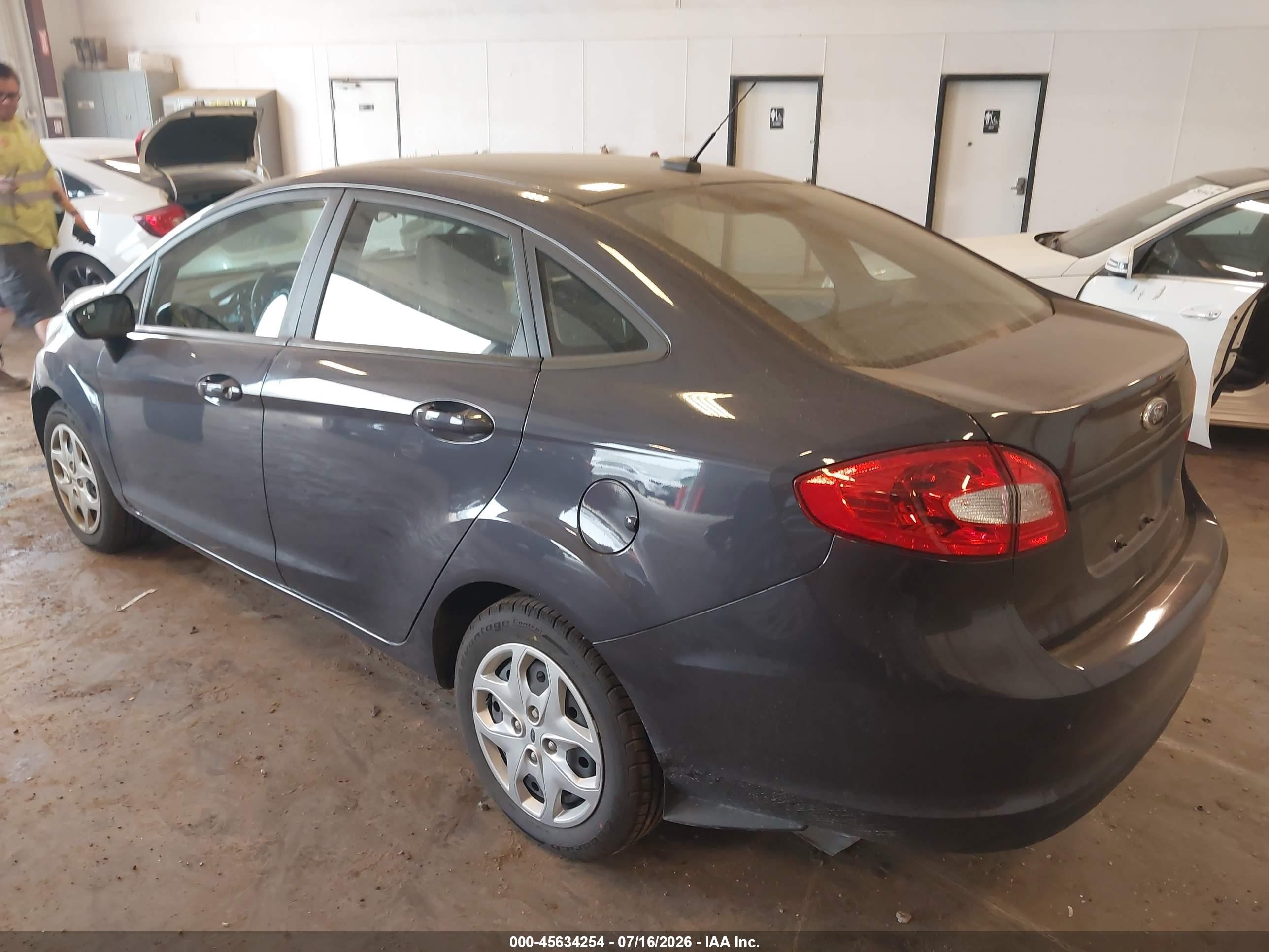 2013 Ford Fiesta S Purple vin: 3FADP4AJ8DM172037