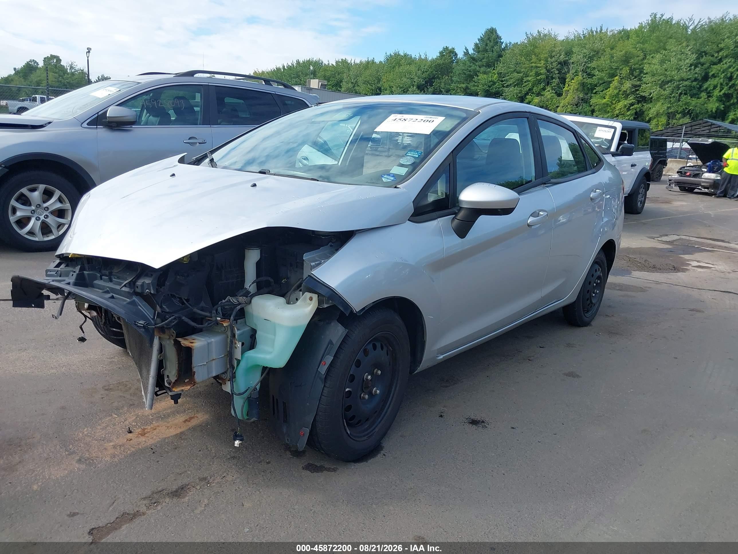 2014 Ford Fiesta S Silver vin: 3FADP4AJ8EM156261