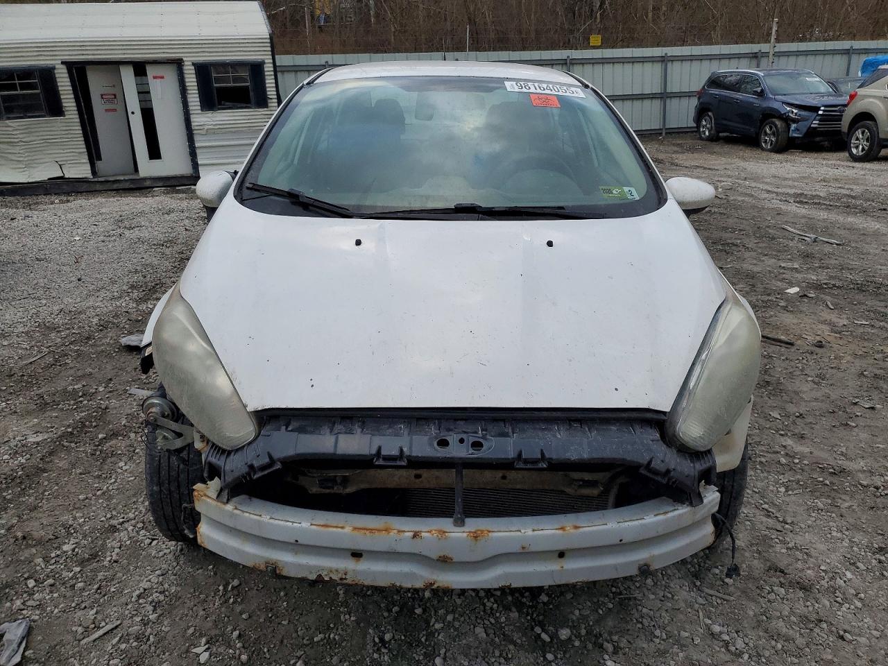 2015 Ford Fiesta S White vin: 3FADP4AJ8FM153006