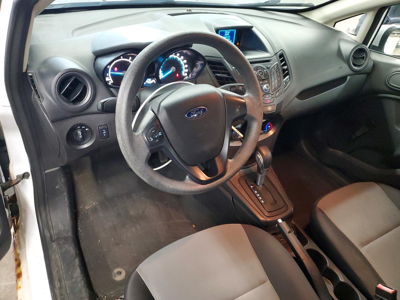2015 Ford Fiesta S White vin: 3FADP4AJ8FM202995