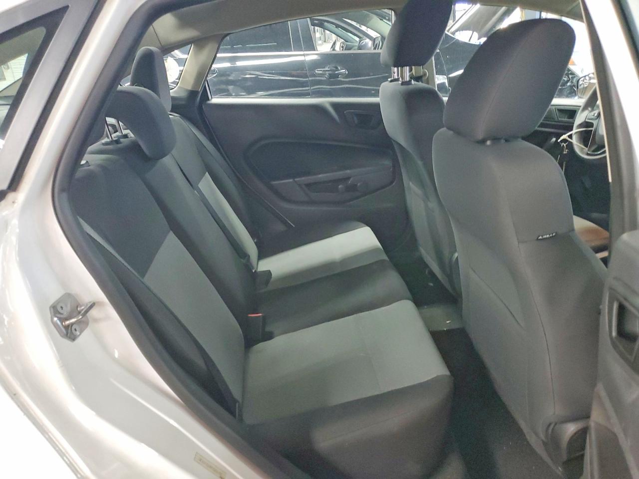 2015 Ford Fiesta S White vin: 3FADP4AJ8FM202995