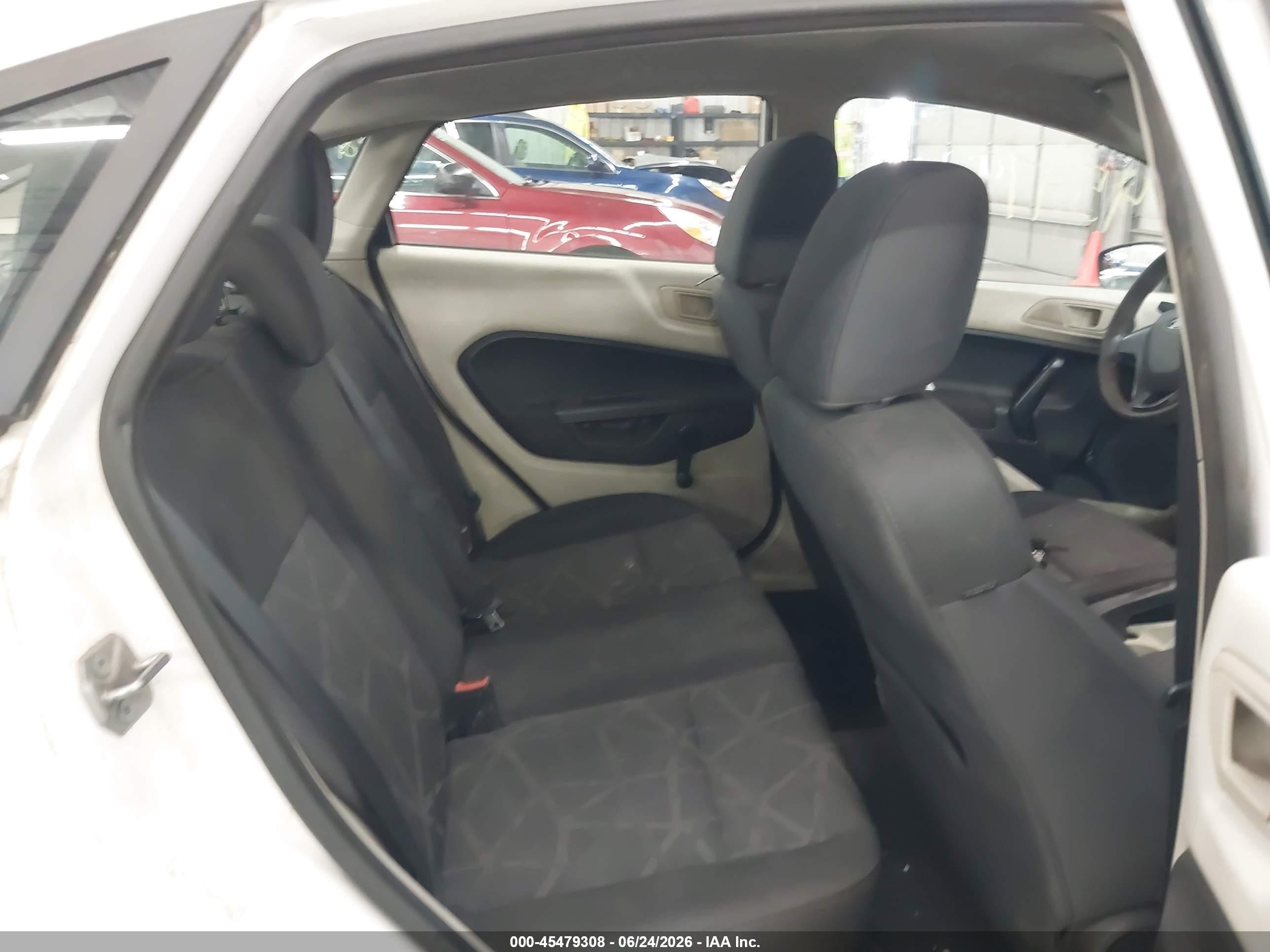 2011 Ford Fiesta S White vin: 3FADP4AJ9BM157429