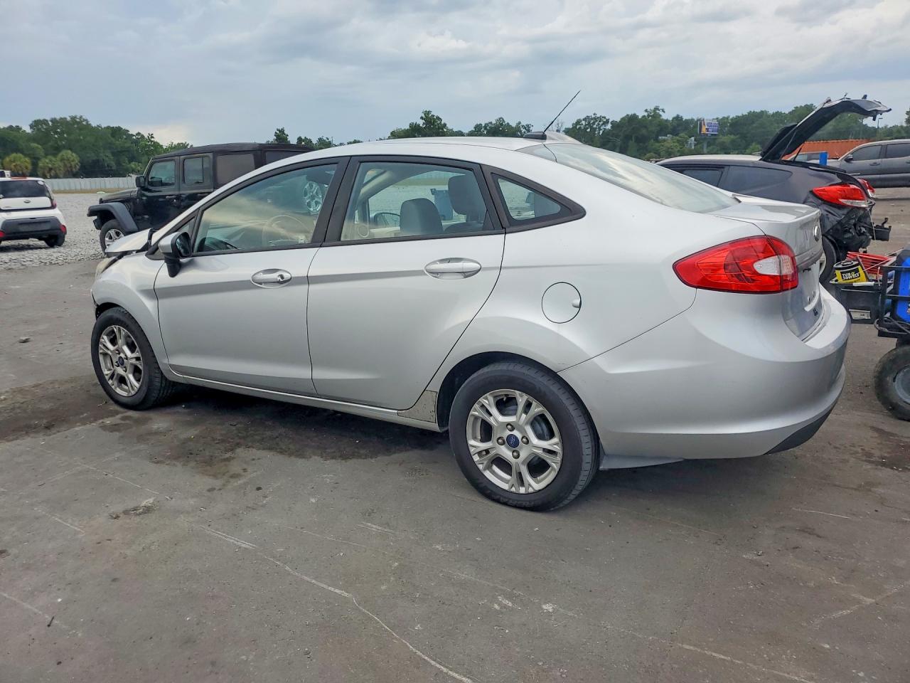 2012 Ford Fiesta S Silver vin: 3FADP4AJ9CM160767