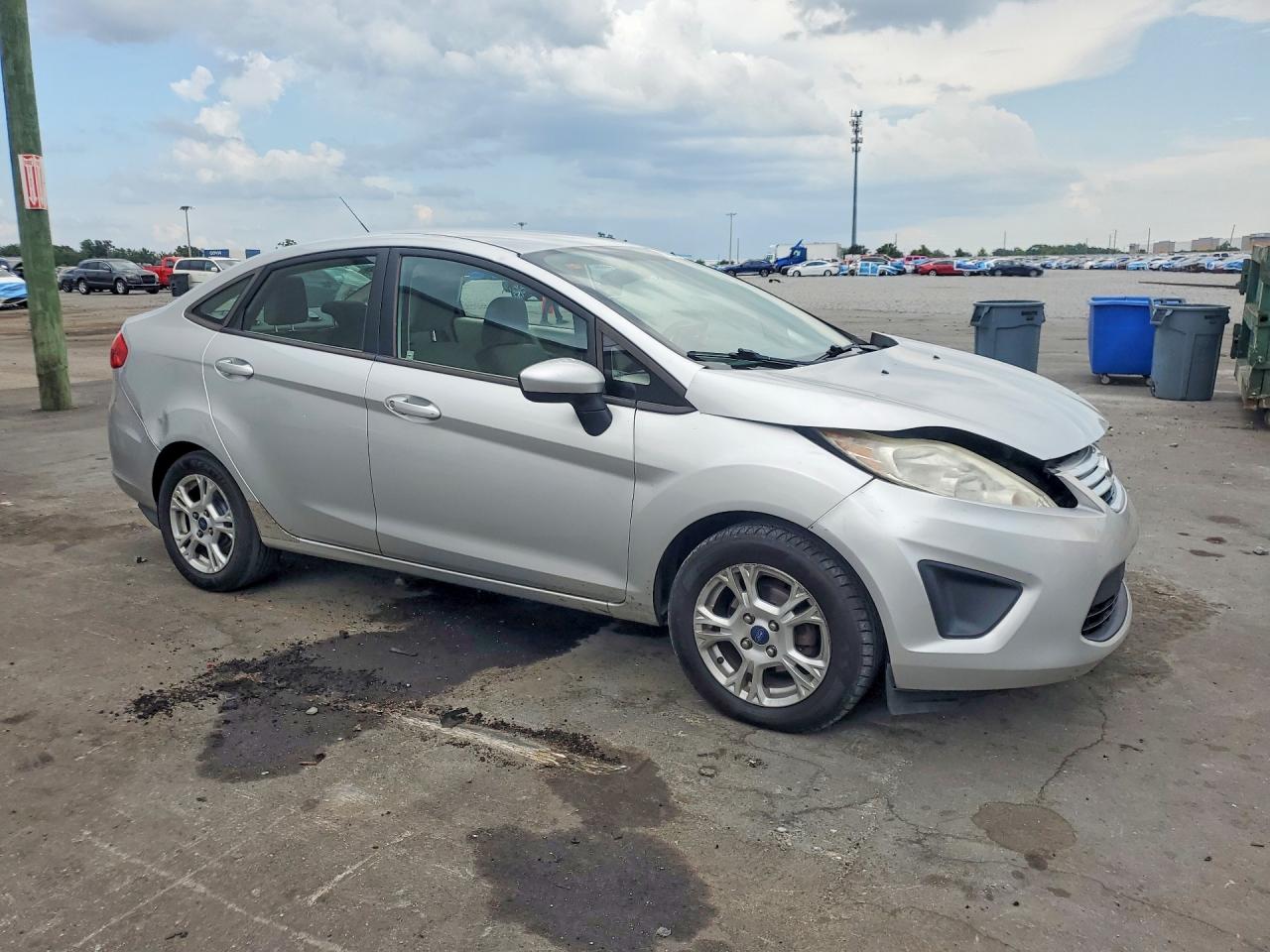2012 Ford Fiesta S Silver vin: 3FADP4AJ9CM160767