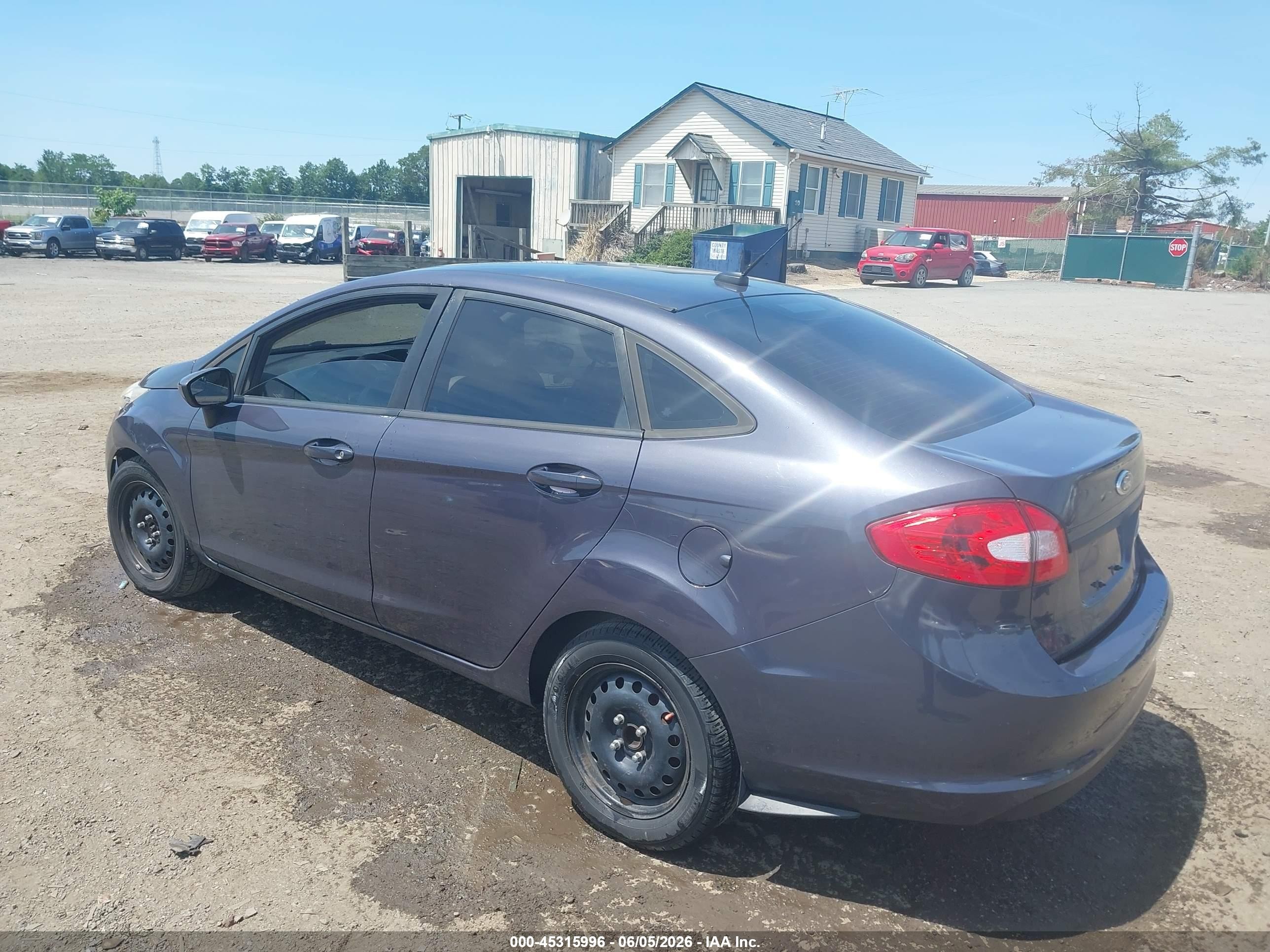 2013 Ford Fiesta S Gray vin: 3FADP4AJ9DM149396