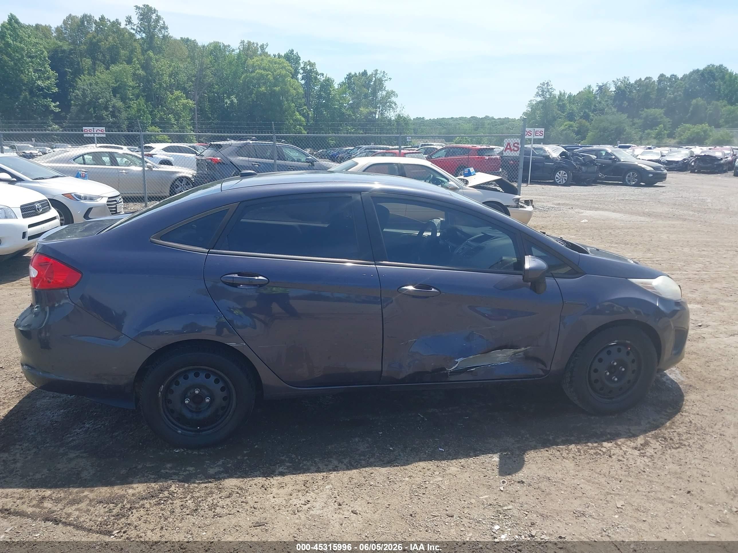 2013 Ford Fiesta S Gray vin: 3FADP4AJ9DM149396