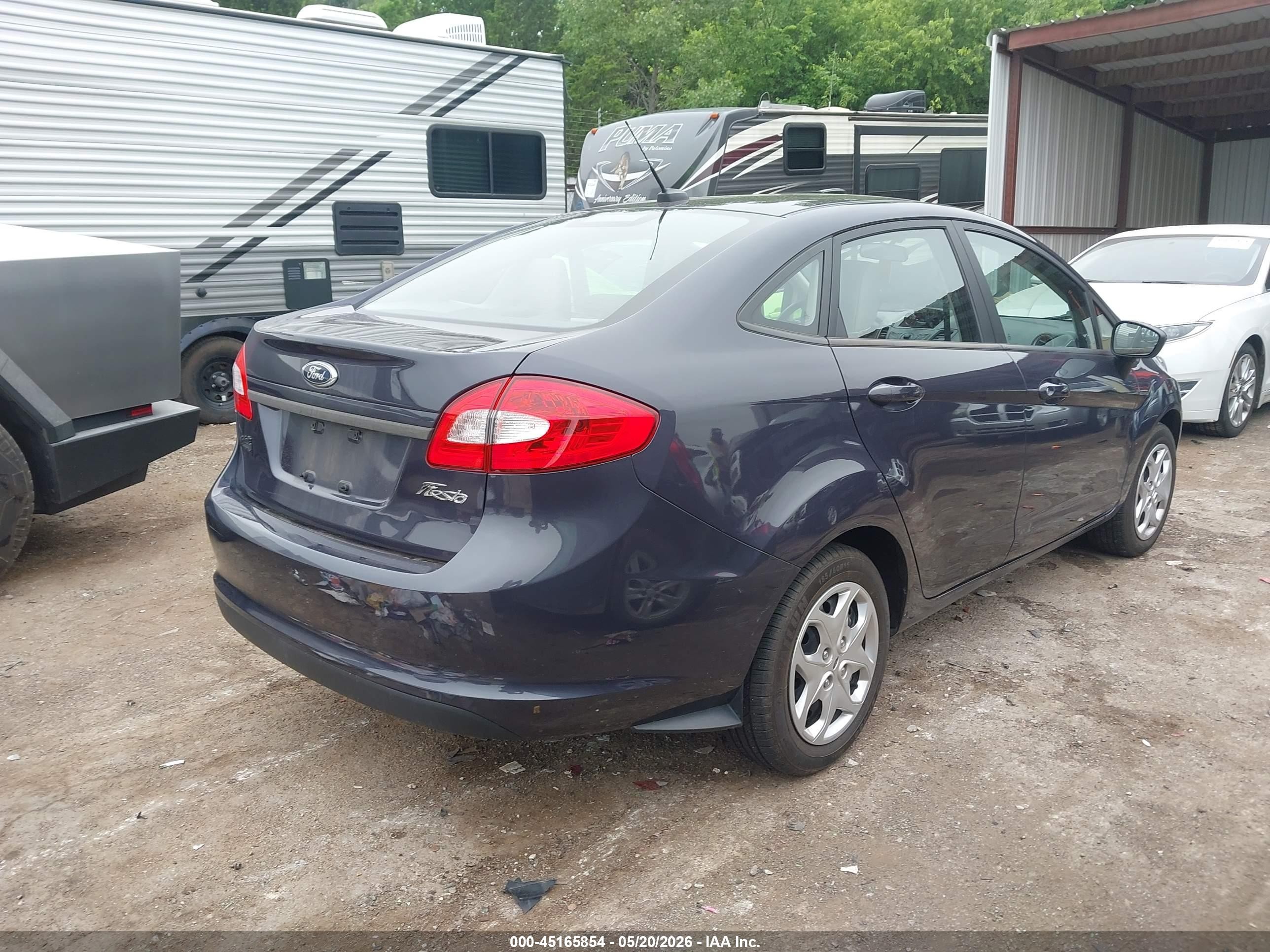 2013 Ford Fiesta S Blue vin: 3FADP4AJ9DM156008