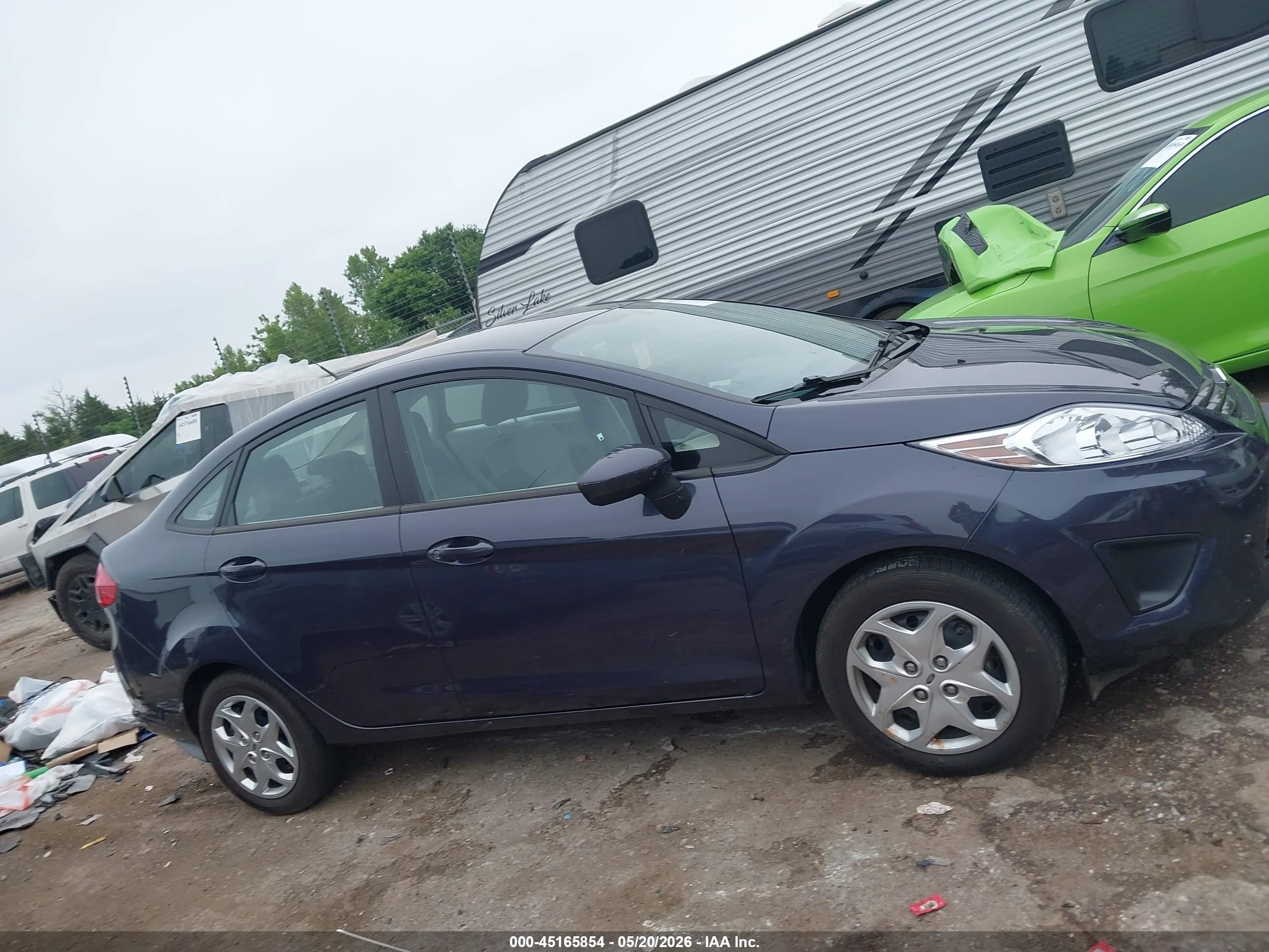 2013 Ford Fiesta S Blue vin: 3FADP4AJ9DM156008