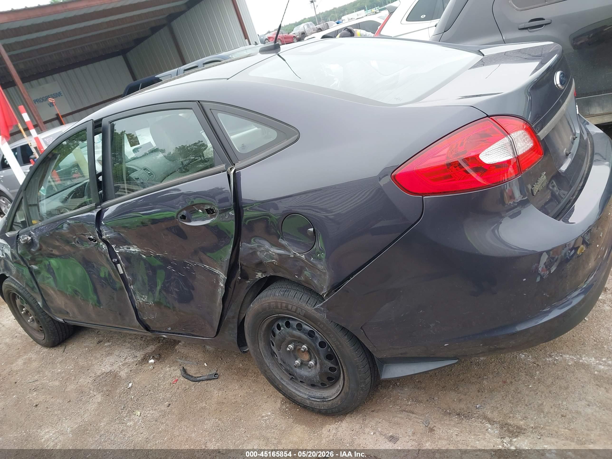 2013 Ford Fiesta S Blue vin: 3FADP4AJ9DM156008