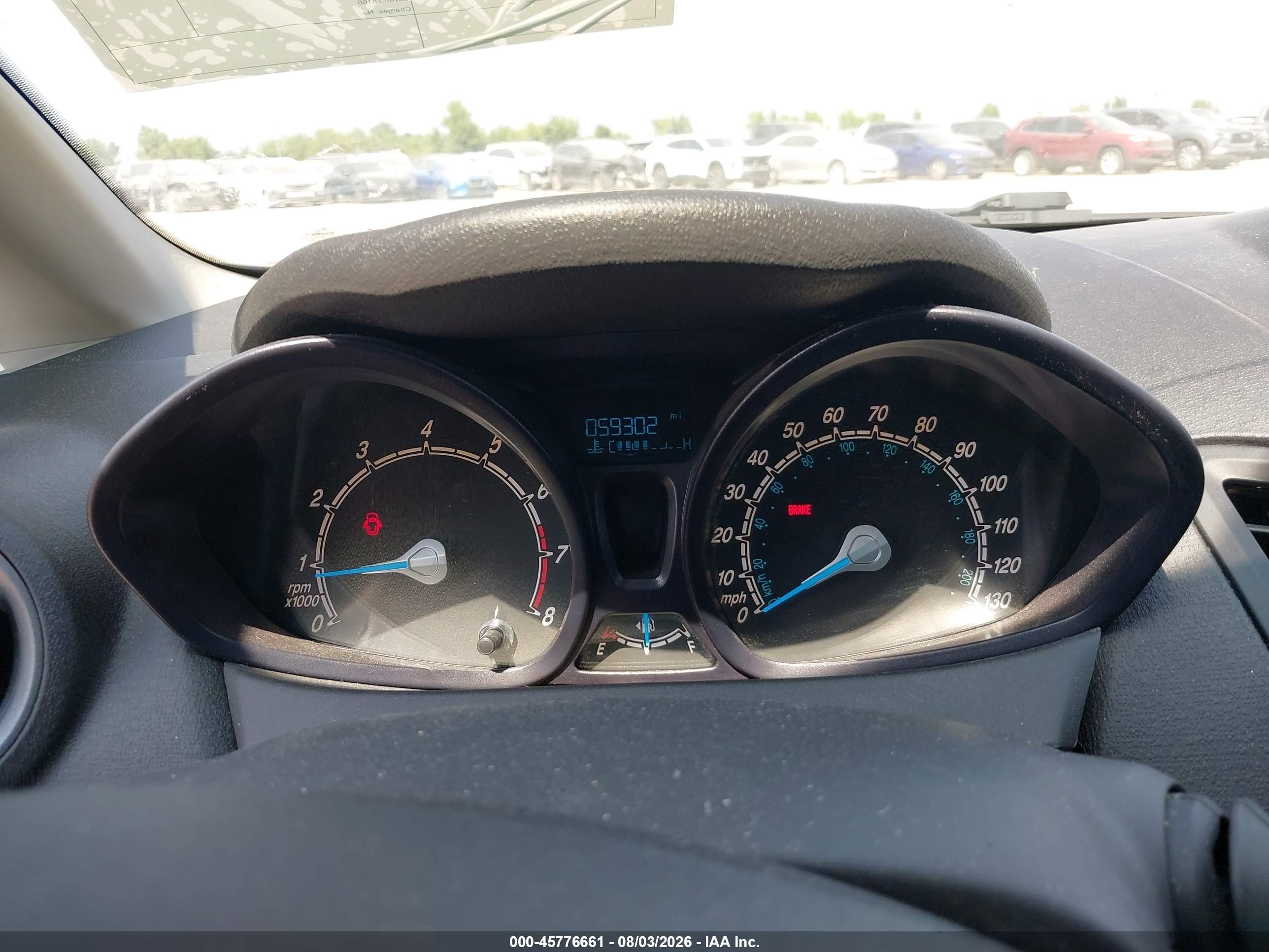 2014 Ford Fiesta S Серебряный vin: 3FADP4AJ9EM211929