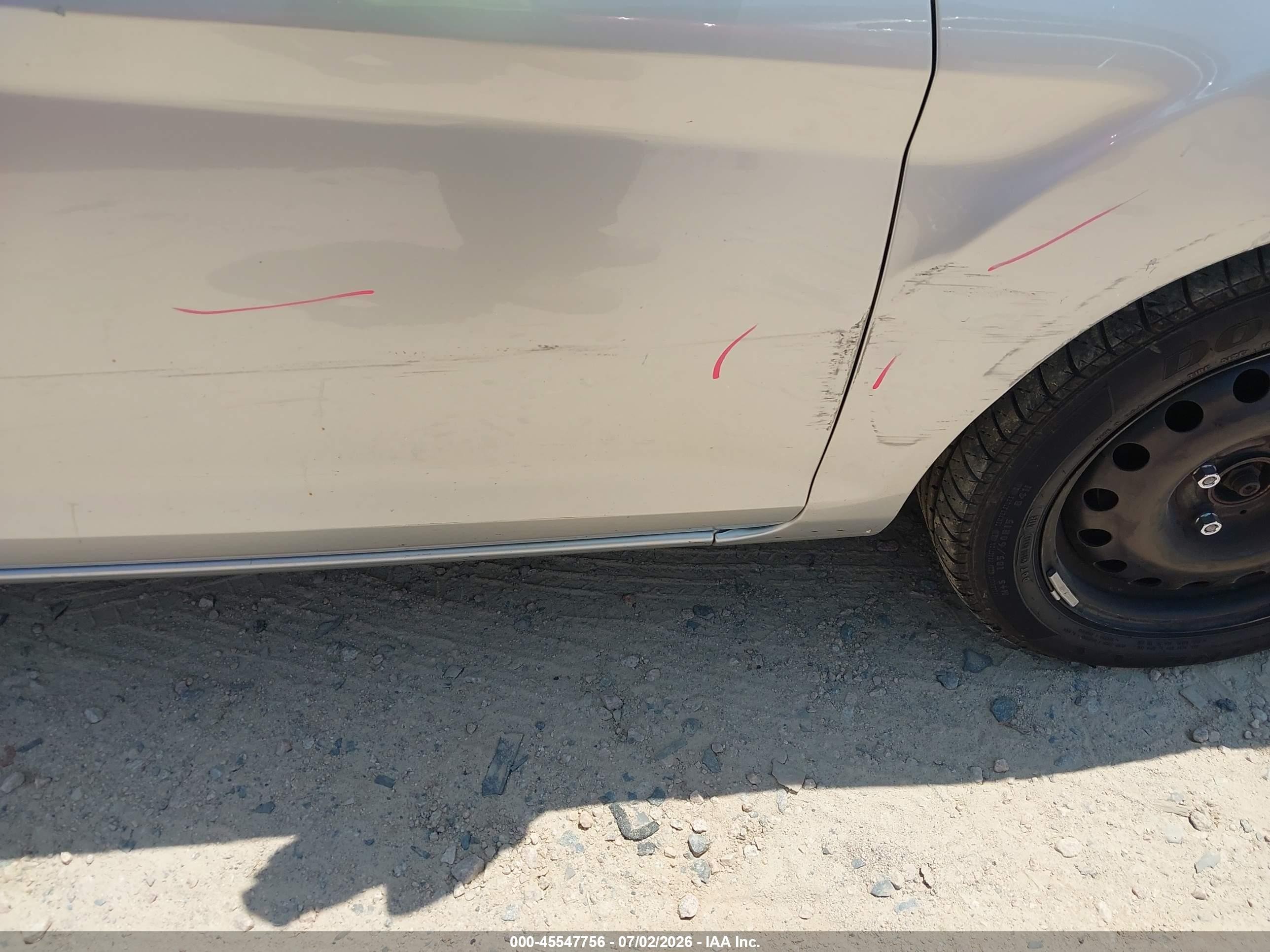 2015 Ford Fiesta S Серебряный vin: 3FADP4AJ9FM223287