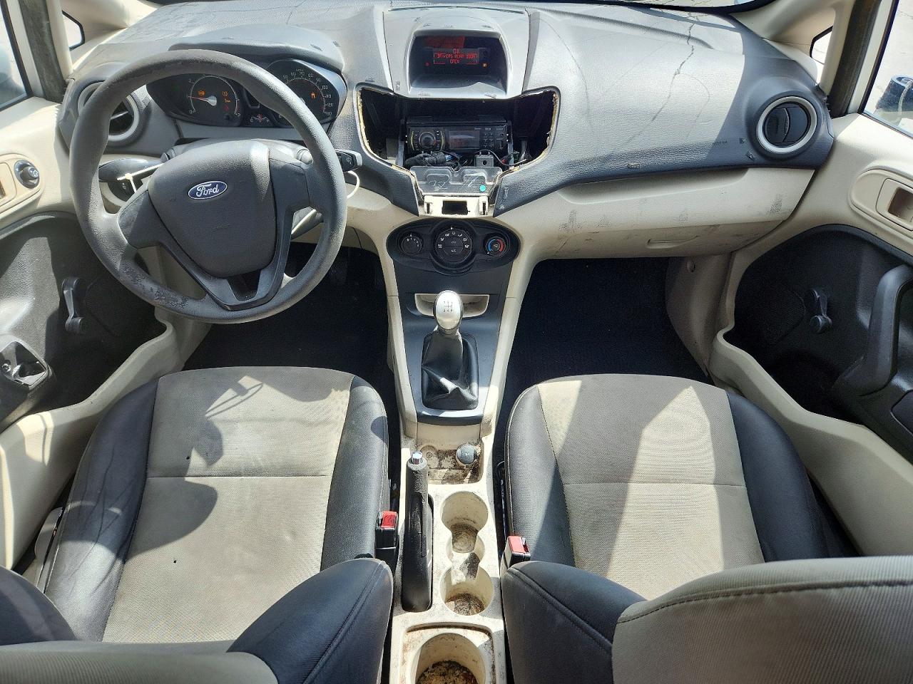 2012 Ford Fiesta S Silver vin: 3FADP4AJXCM111903